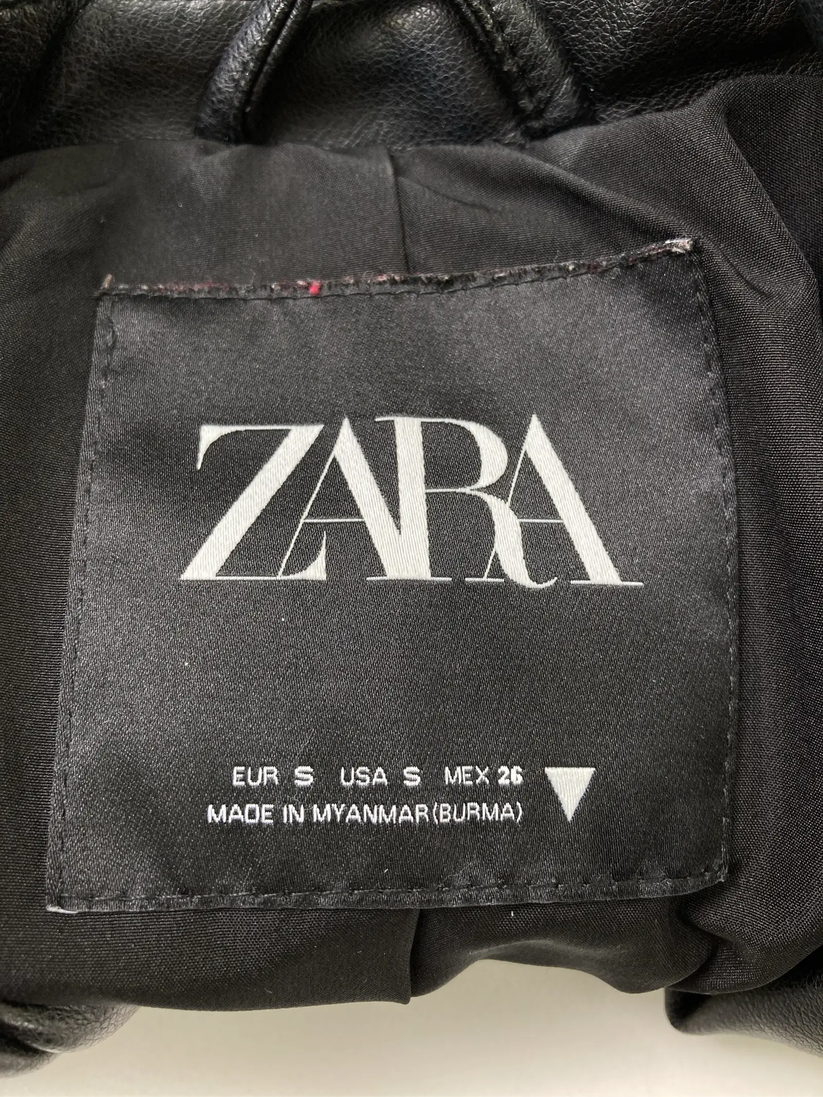 https://r2-worker.digdig.jp/product/94bf7650-af61-4360-ad77-784bdf265b08/9c3cec66-732a-4453-9222-c9d79bacb5ec