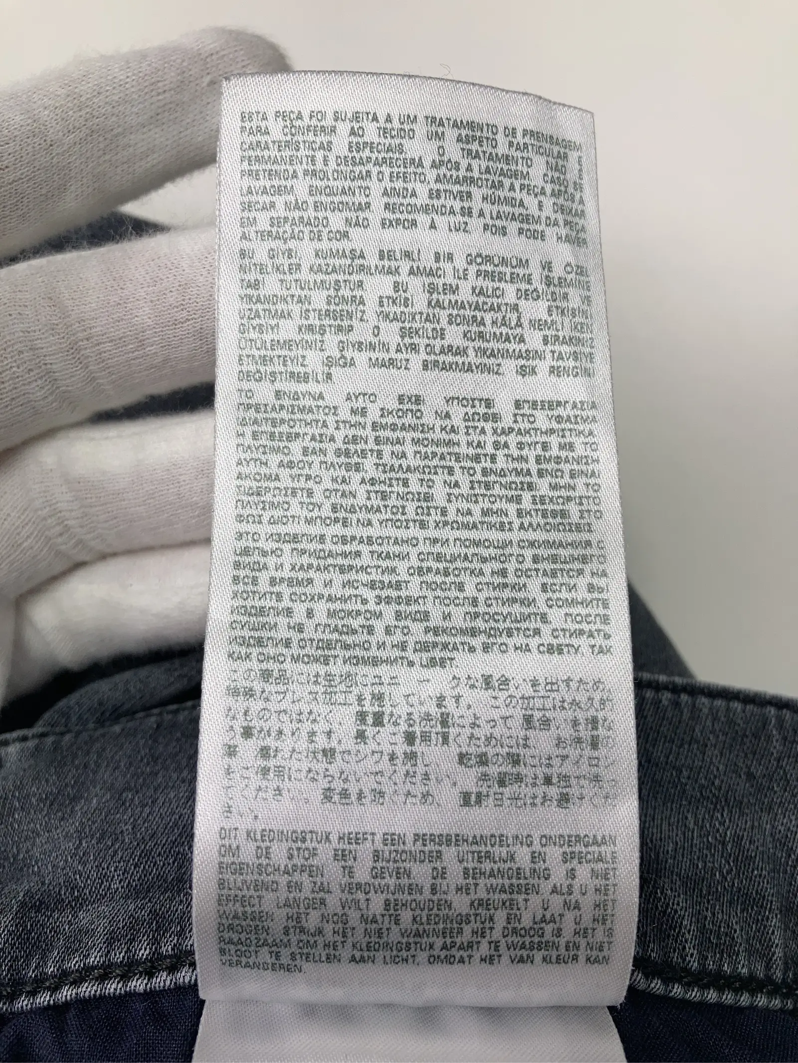 https://r2-worker.digdig.jp/product/9636782c-faf6-4a71-8dfa-22a112f0e66e/629d68d2-e6d1-42c5-8bad-37c0ae786427