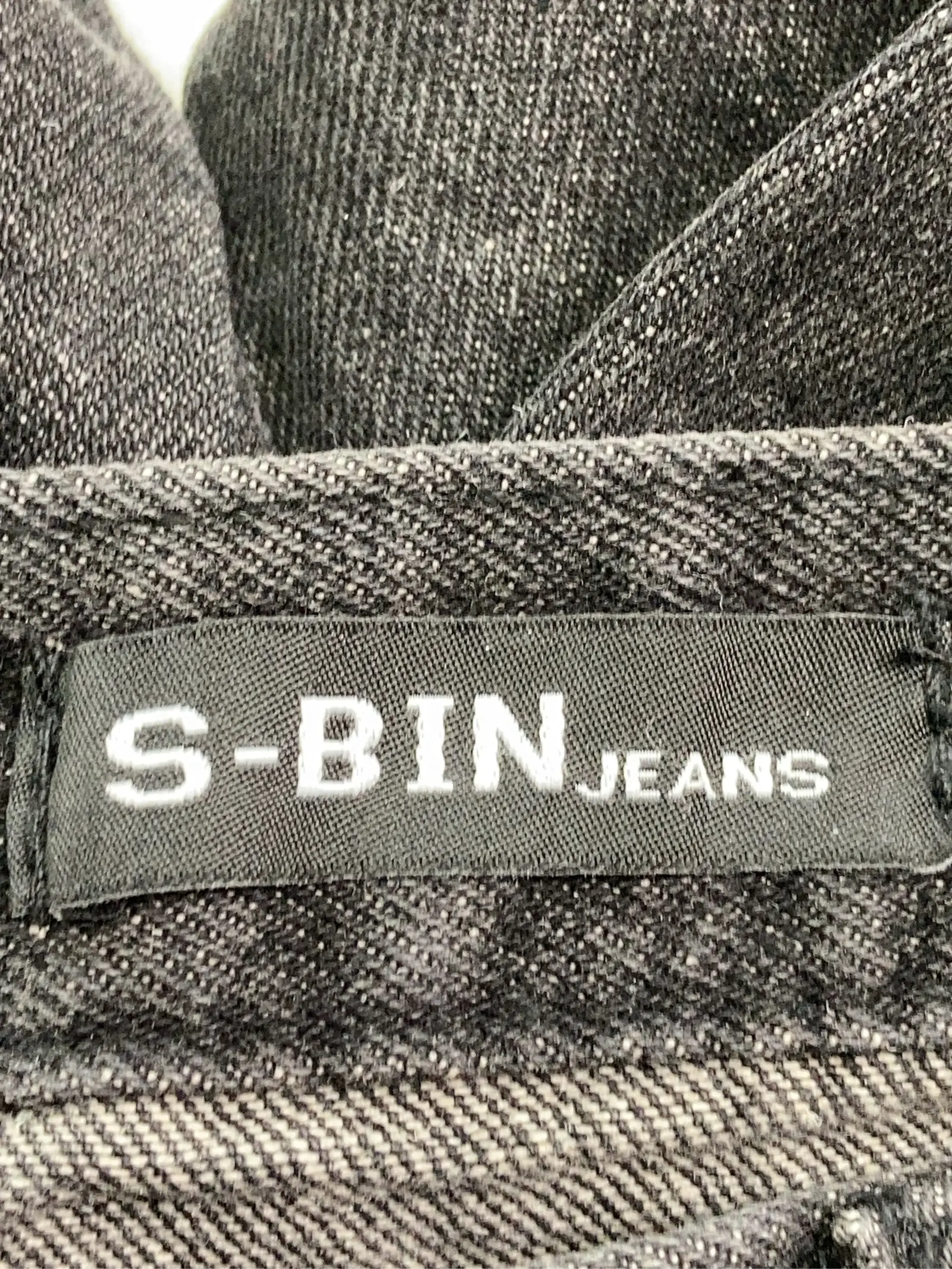 https://r2-worker.digdig.jp/product/963cf37c-13a6-4e52-8532-9d48e48d0a15/aa615021-97fe-4115-ae08-497568f5288c