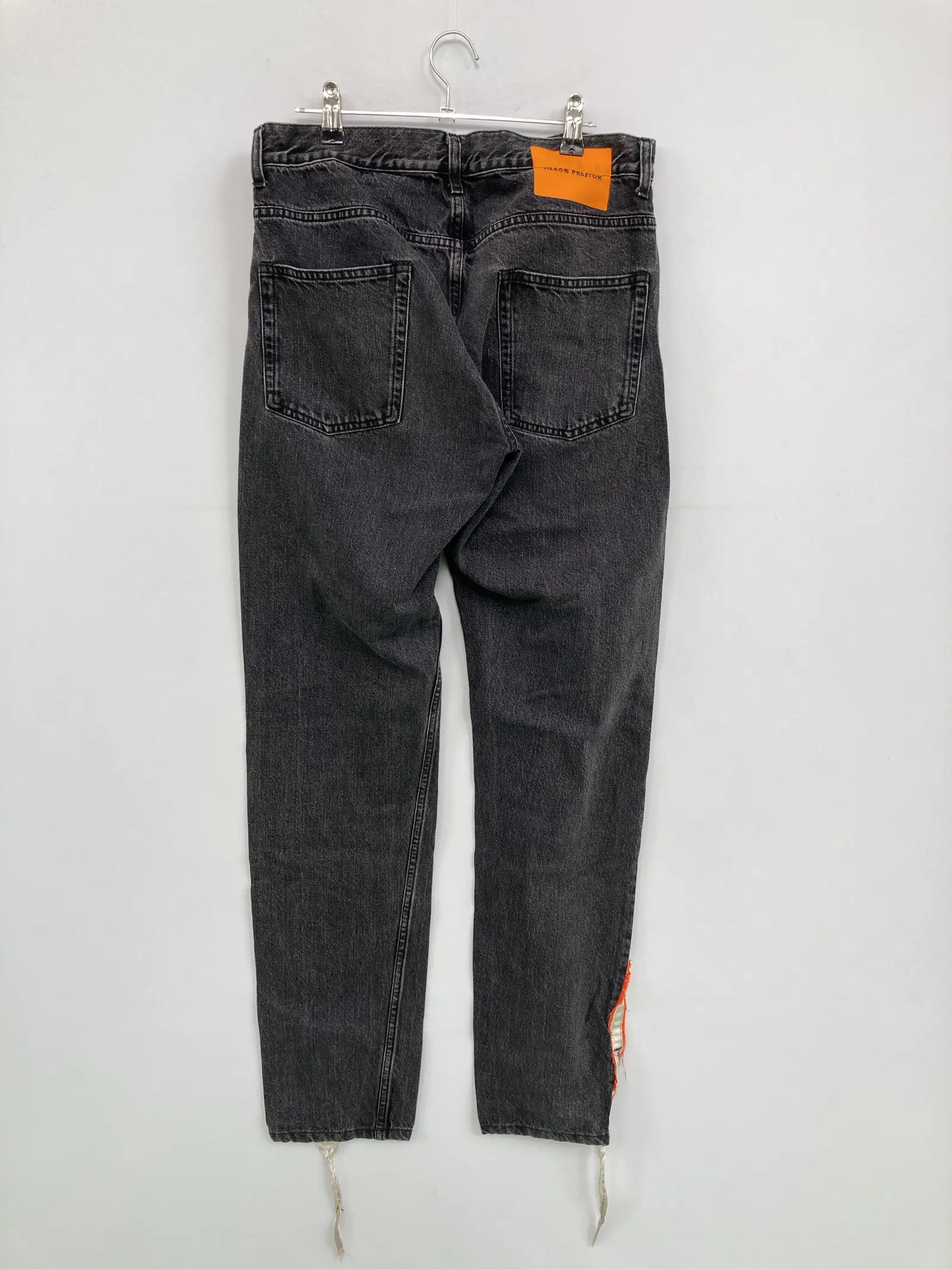 https://r2-worker.digdig.jp/product/96535835-0b33-4456-9fb3-b8b9fb7c88d9/52a63638-aea4-490f-a848-38cbd68d47f2