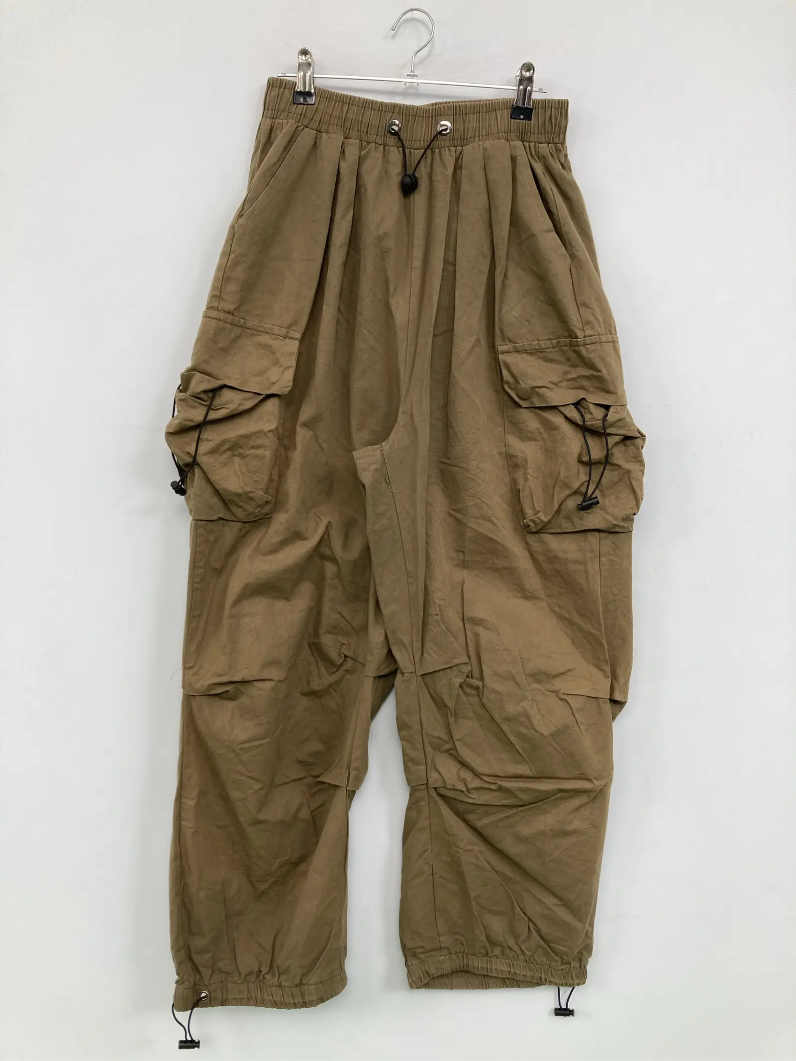 https://r2-worker.digdig.jp/product/97b290dc-0ea8-4a04-a3d4-653990260663/312bfc8b-d691-4516-a716-e4625d45a714