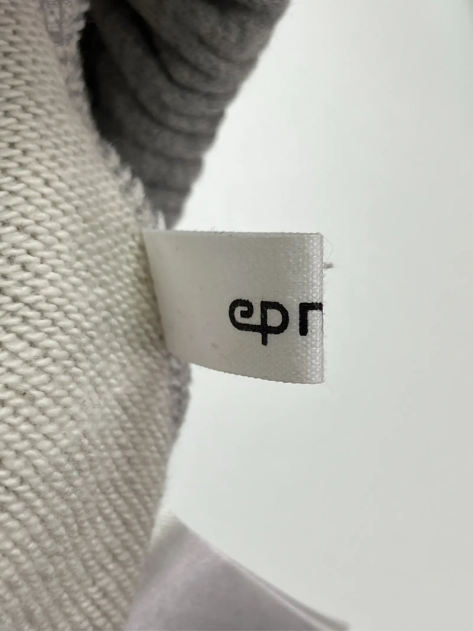 https://r2-worker.digdig.jp/product/98837a78-28a1-4285-ae65-8f4f338c72e3/f7970adf-2a18-432b-8bb6-e040c84b38fc