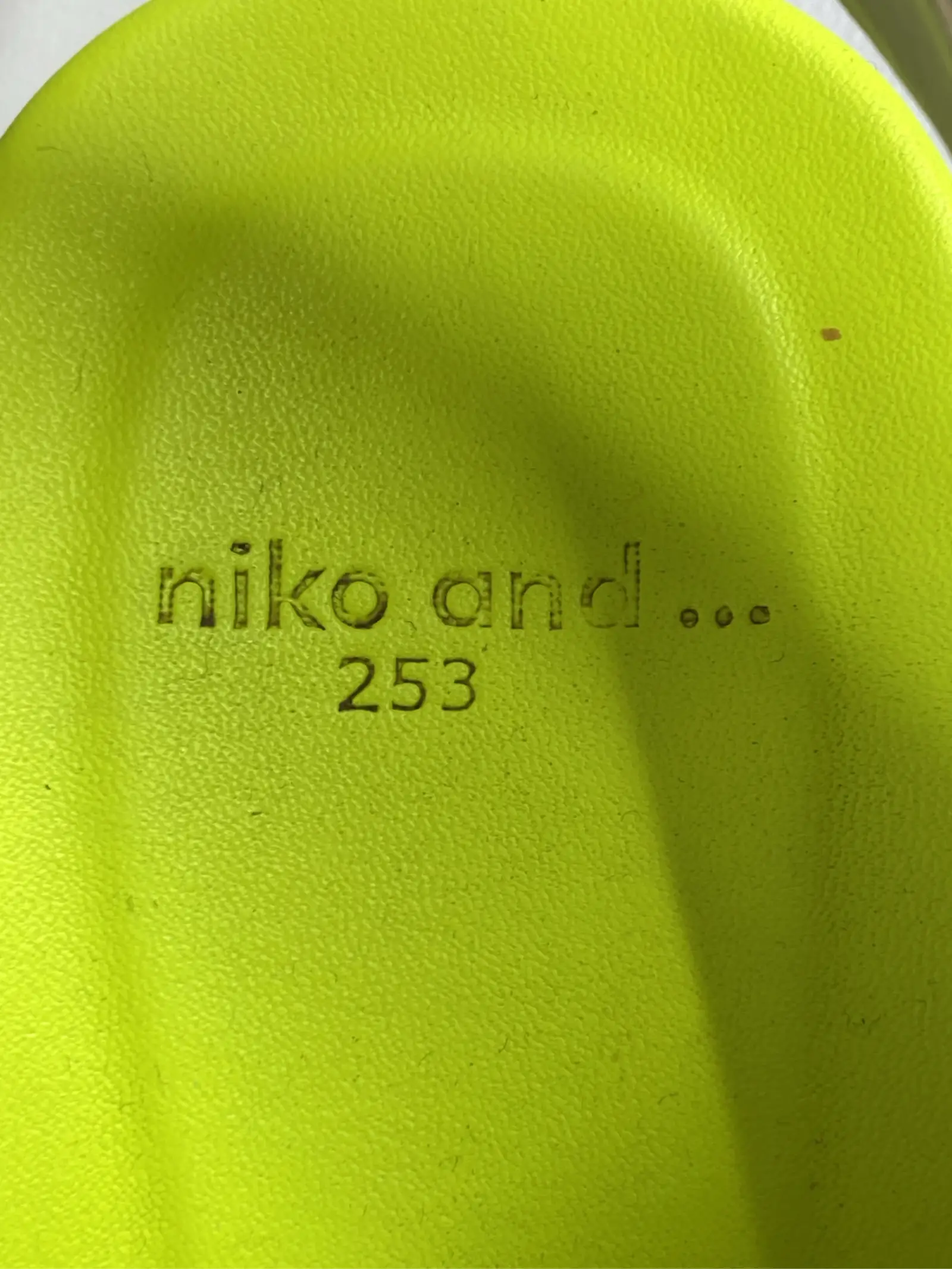 https://r2-worker.digdig.jp/product/988ce974-7ee4-4367-95f3-a379c38c8c69/86d0e03a-5306-4de0-9b31-3c14f122ce77