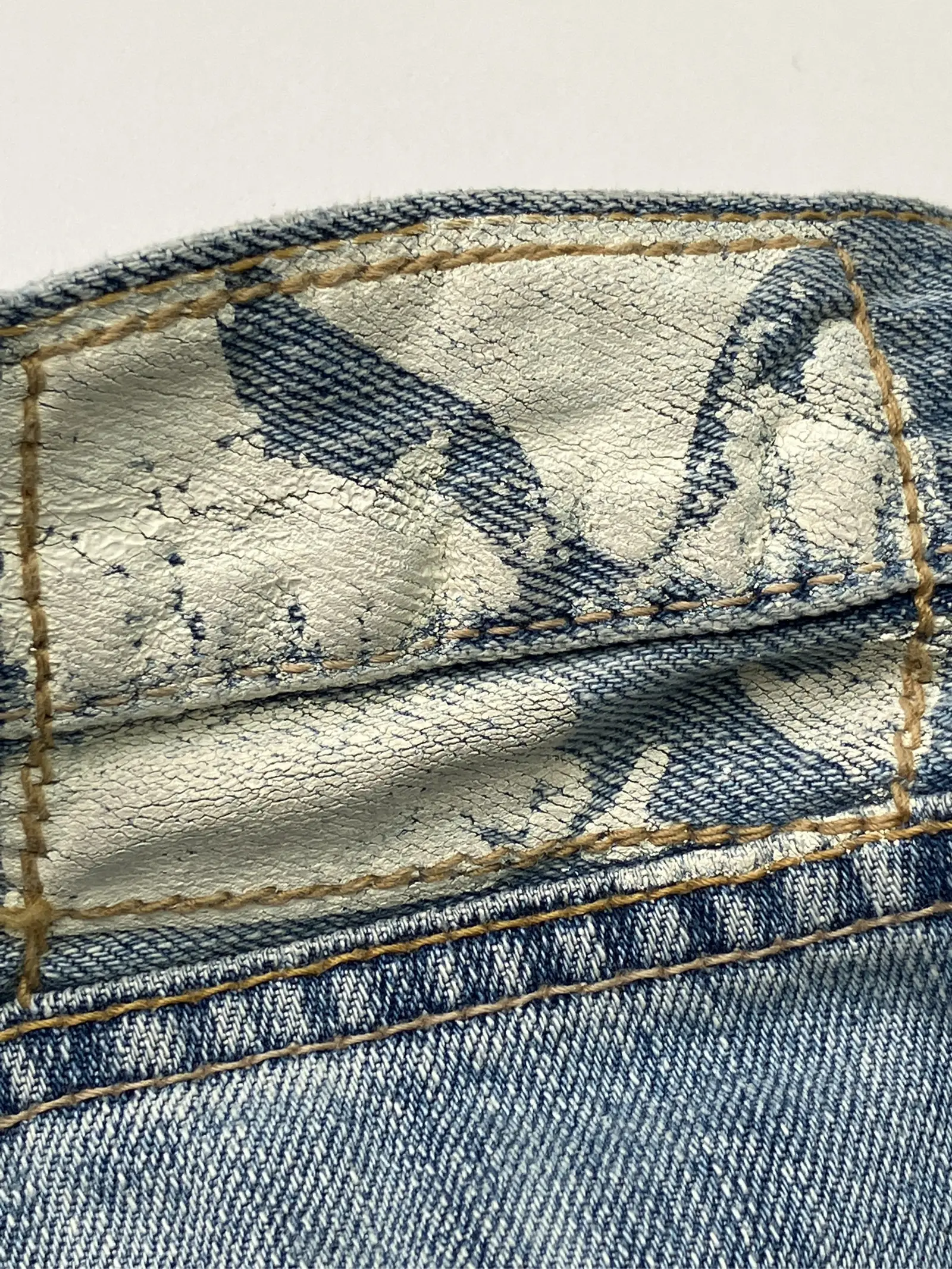 https://r2-worker.digdig.jp/product/98951860-1379-459f-aa58-c8d4d9c74e9e/2142d700-516a-4f24-8f5f-829f7237c683