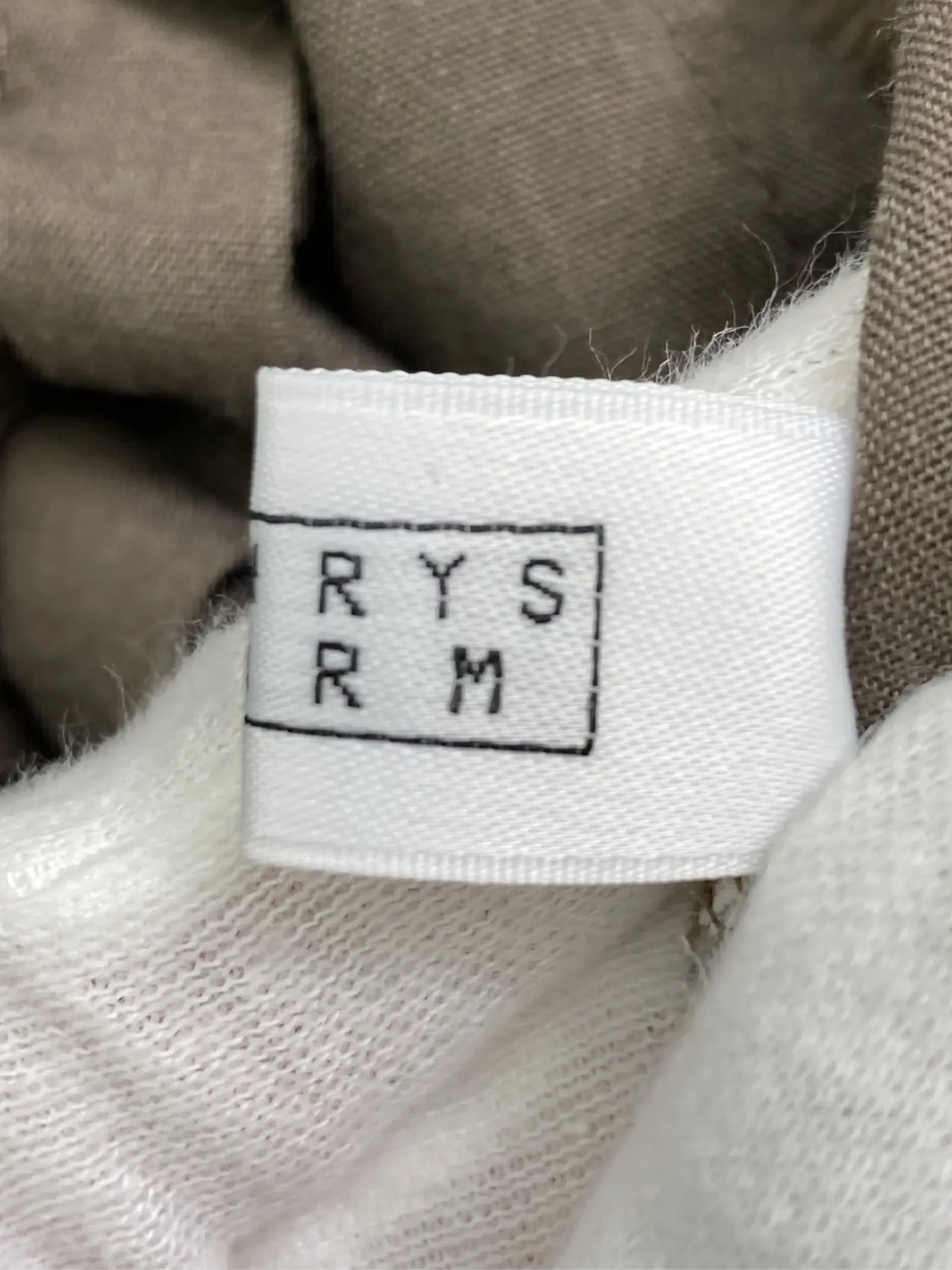 https://r2-worker.digdig.jp/product/98e3a8fc-aa22-4117-9bef-b03ac9e5a1e4/754430b7-c437-4261-9143-377fdacb79c9