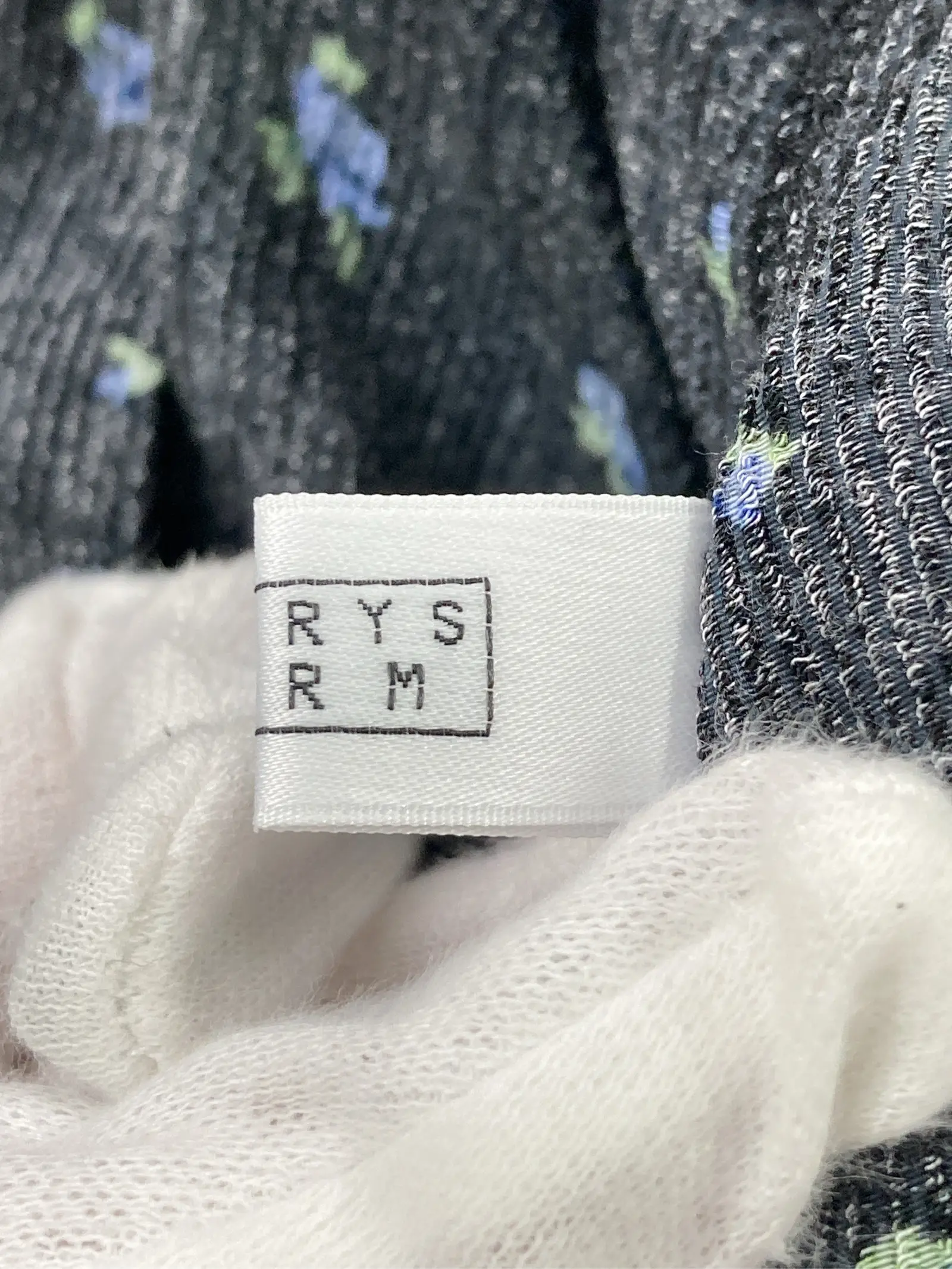 https://r2-worker.digdig.jp/product/99dd7da4-d71b-49a4-b6f6-c1c182a118ab/2abf9b37-407f-48f5-addb-fc89a663a428
