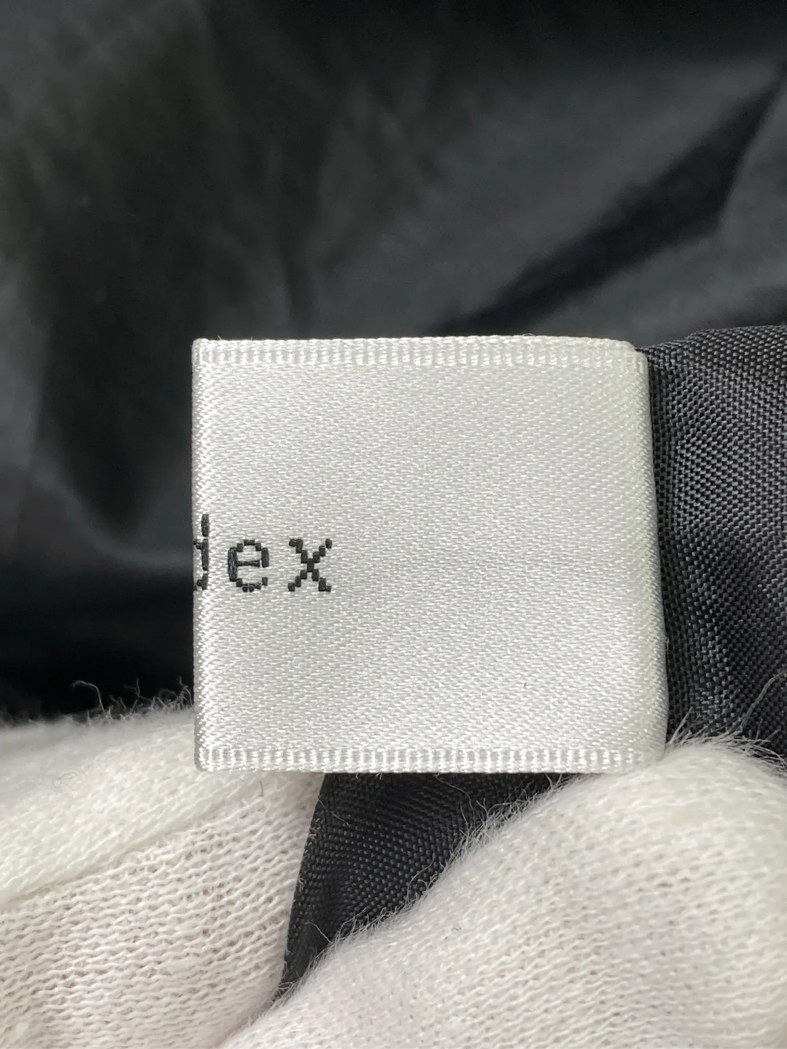 https://r2-worker.digdig.jp/product/99e2c94e-c6db-495a-9590-81116aedd359/664717f0-6575-4773-8045-0e227c0814ea