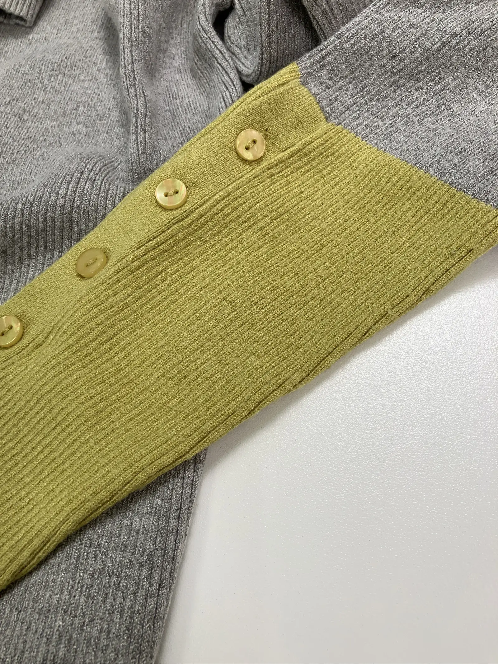 https://r2-worker.digdig.jp/product/9adcd8cd-9b4b-488d-9742-63e79a18426f/6cde449a-8f9f-43e1-b34b-6a005a5d9e07