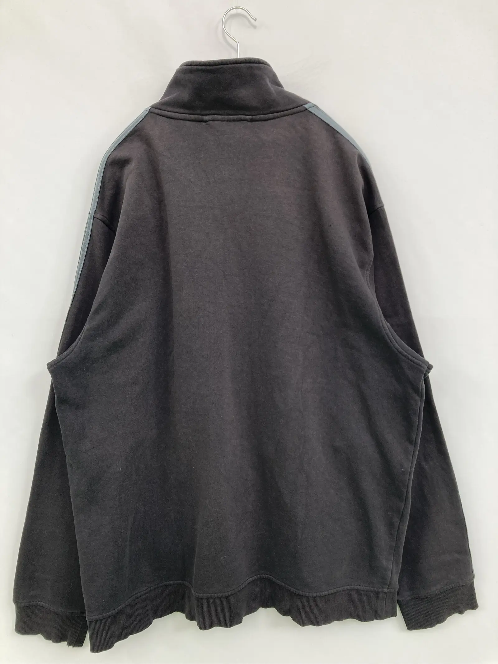 https://r2-worker.digdig.jp/product/9b33761a-1d42-494f-8b8f-cf625b5d632d/9ab6c34f-b3db-41b6-a868-e04d7aeecfbd