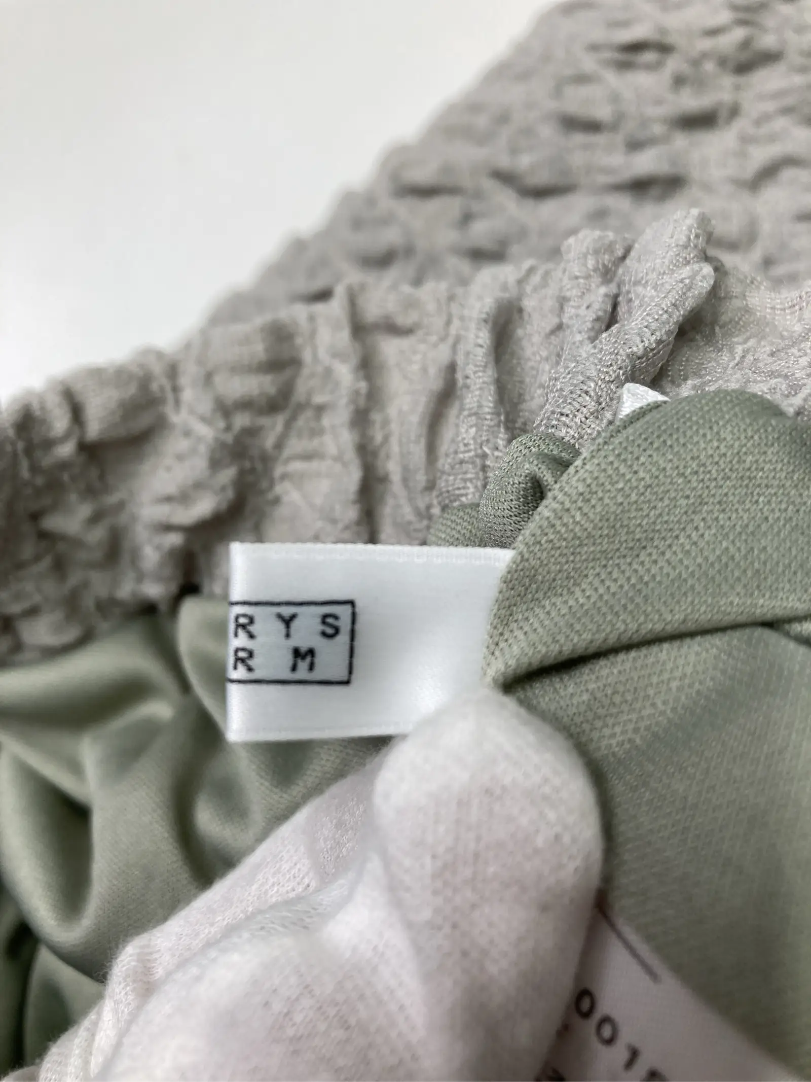 https://r2-worker.digdig.jp/product/9bda2aeb-e2b0-42f3-b6d9-0fe3f83a757e/ae943517-bdd7-4f64-91fa-7145bddc4baa