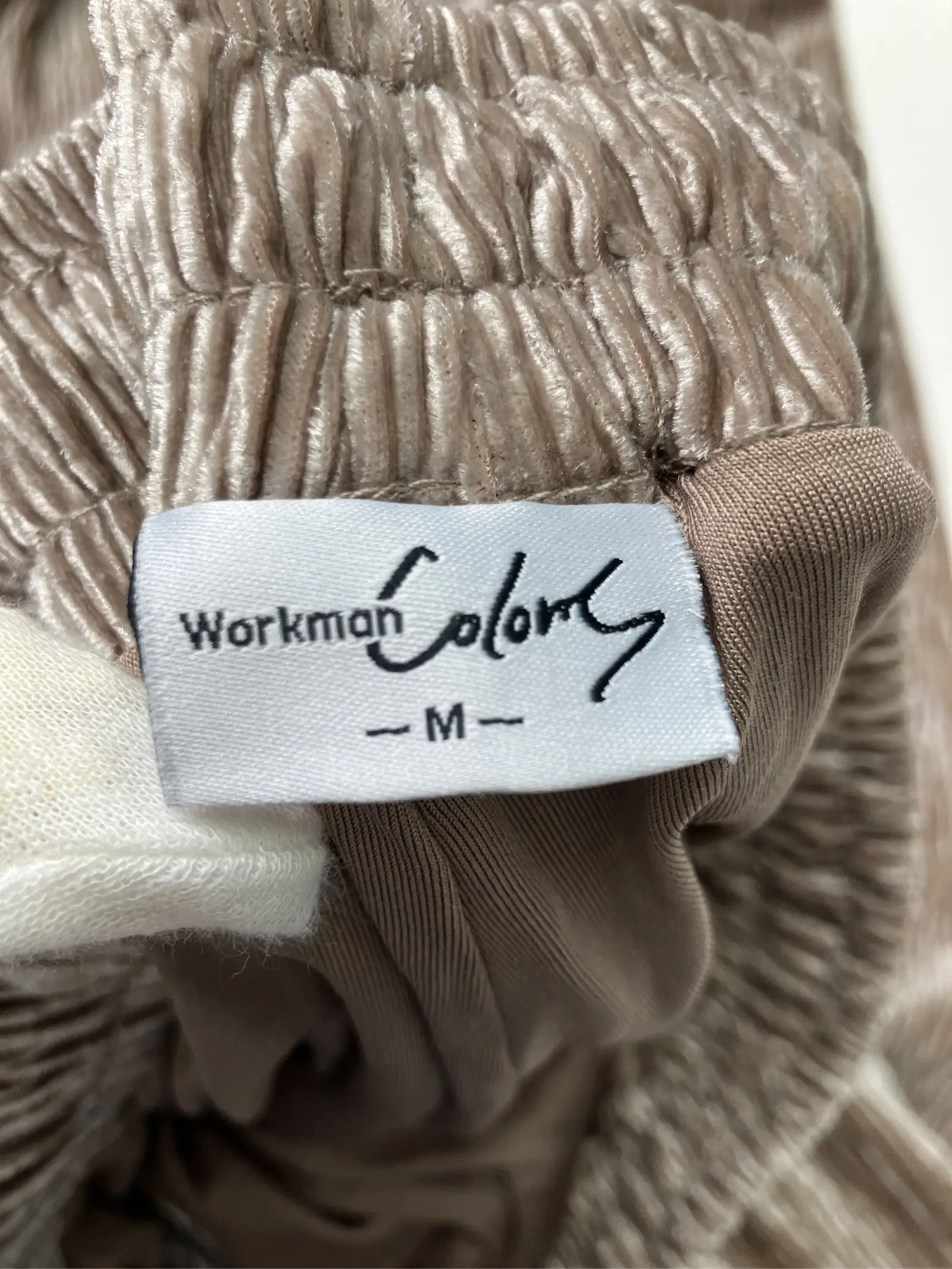 https://r2-worker.digdig.jp/product/9c8d5de0-af08-47e3-b490-6956f0e4f949/6310382e-fe08-4e40-b885-628f003f51b4