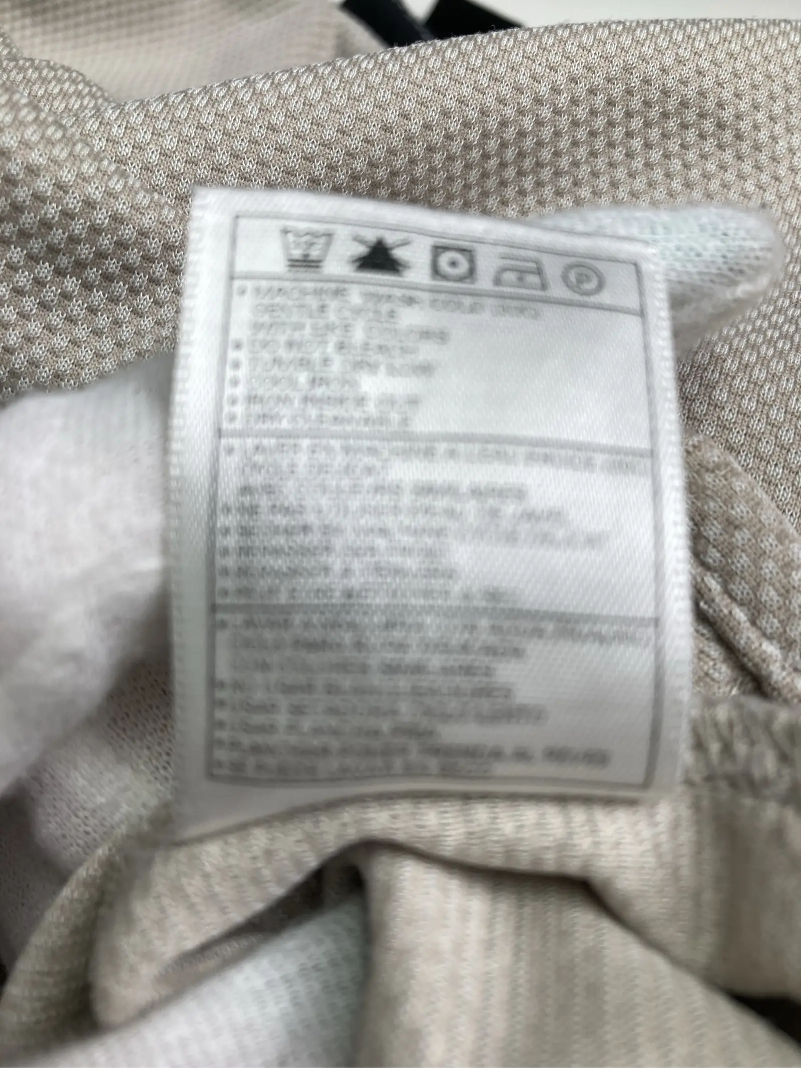 https://r2-worker.digdig.jp/product/9cece5bf-fa73-4104-98d2-9ed8c81c6e8e/94b9ba94-562e-47ec-967b-1e93170e140c