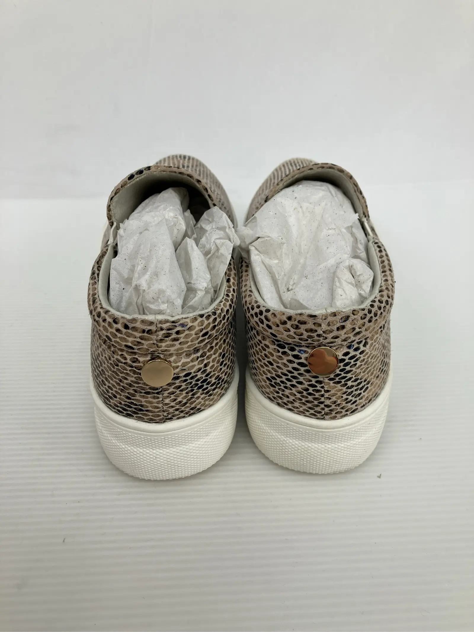 https://r2-worker.digdig.jp/product/9cf13e93-d769-4533-b6de-537ef69bbe27/16e35581-c711-46e7-862a-d9ec4ffa6eac
