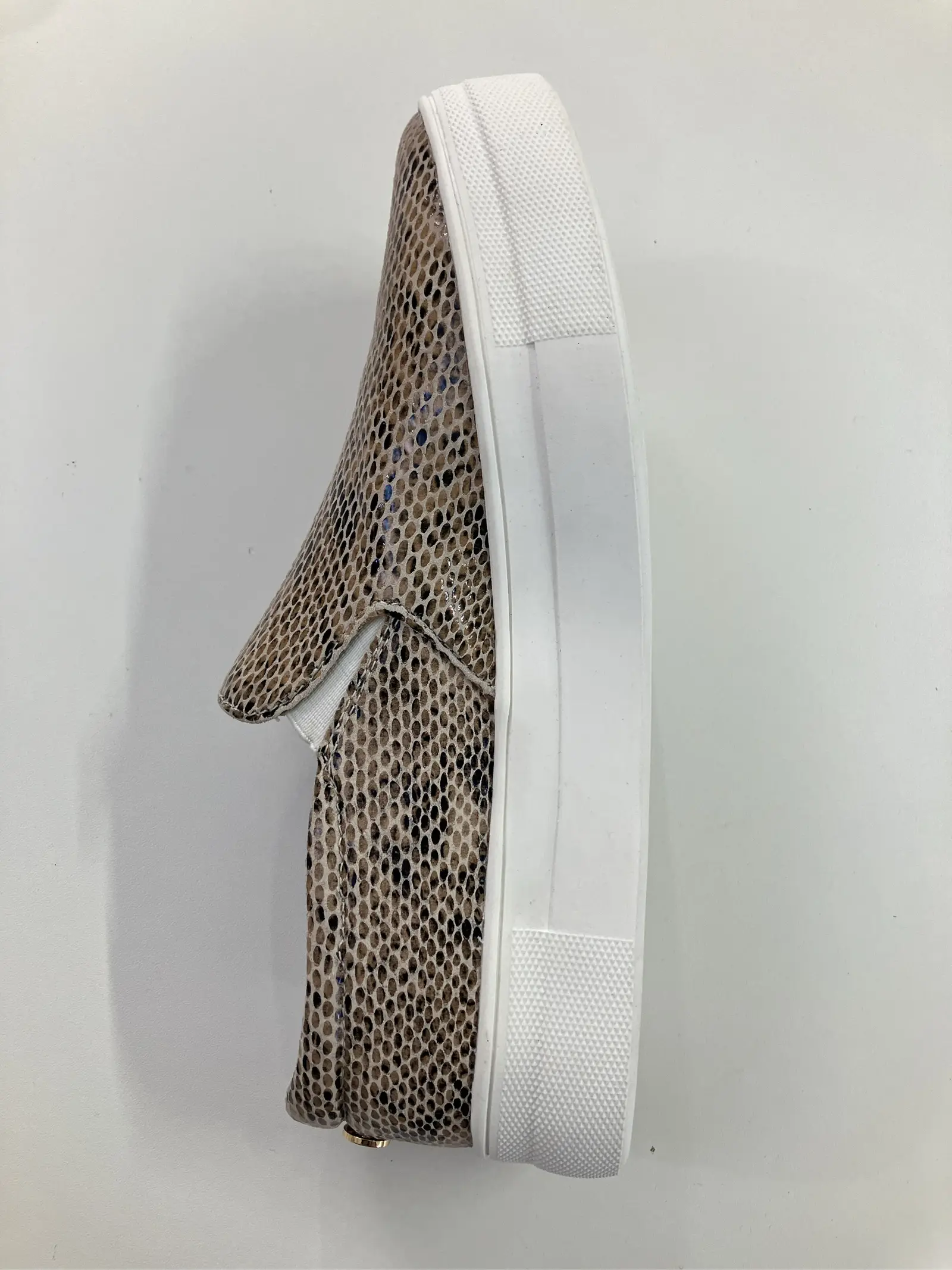 https://r2-worker.digdig.jp/product/9cf13e93-d769-4533-b6de-537ef69bbe27/6f134a84-64f2-4c73-8cdf-8992d82a916f