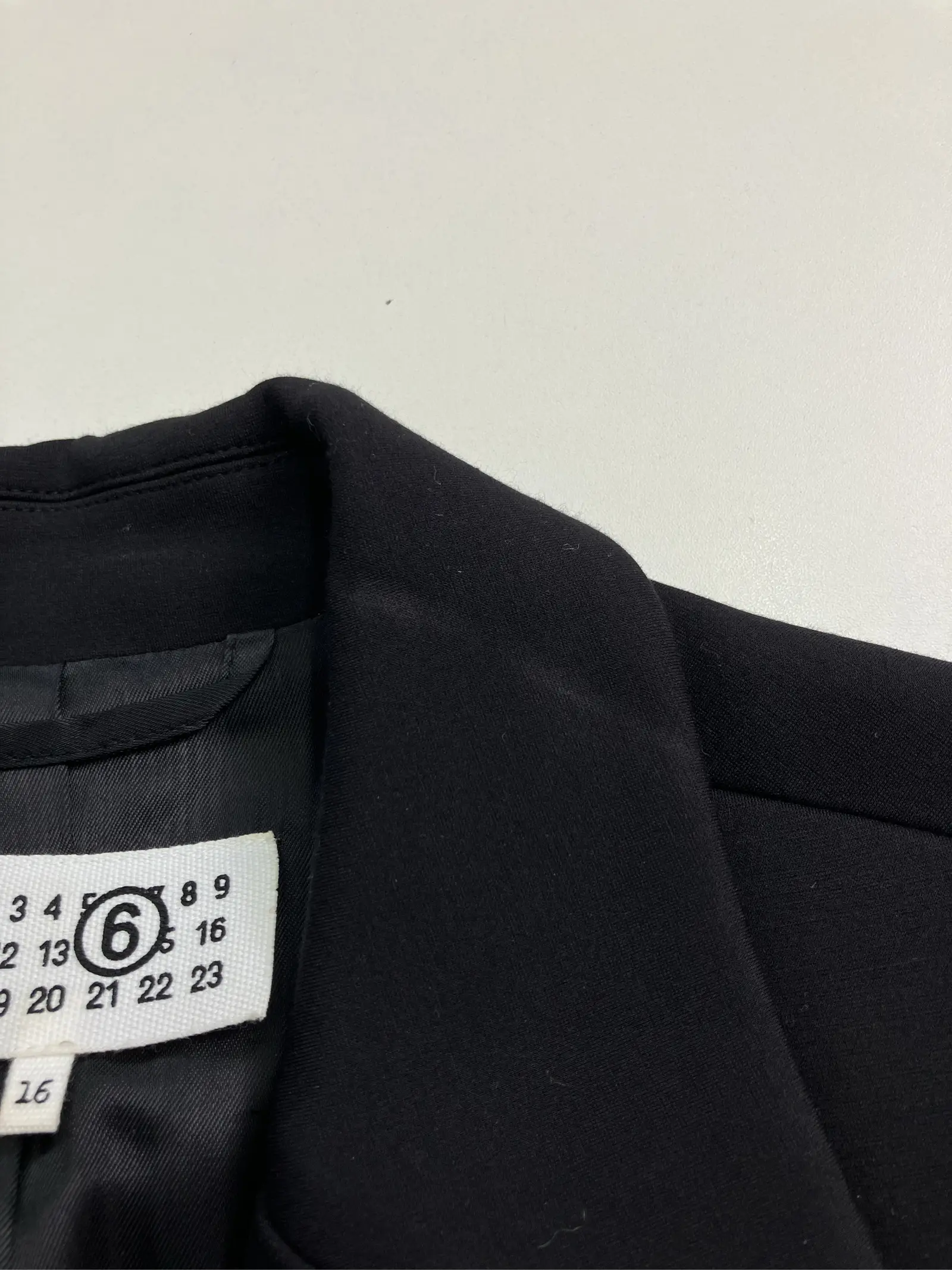 https://r2-worker.digdig.jp/product/9d2495bf-2045-4804-b78a-10927b785765/6d1bb42c-d5c7-48c4-a965-da6f002a379a