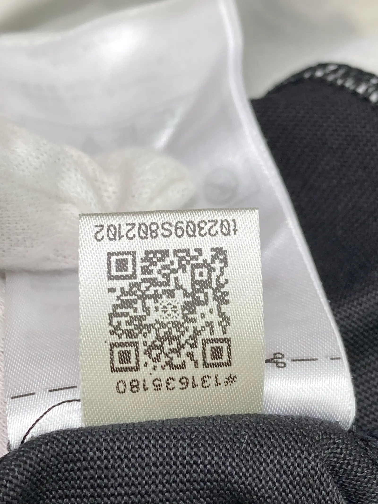 https://r2-worker.digdig.jp/product/9d93bec0-73e8-4f15-aad0-6835bc64dc15/6e978120-7c33-4633-9ce6-509b723d77cf
