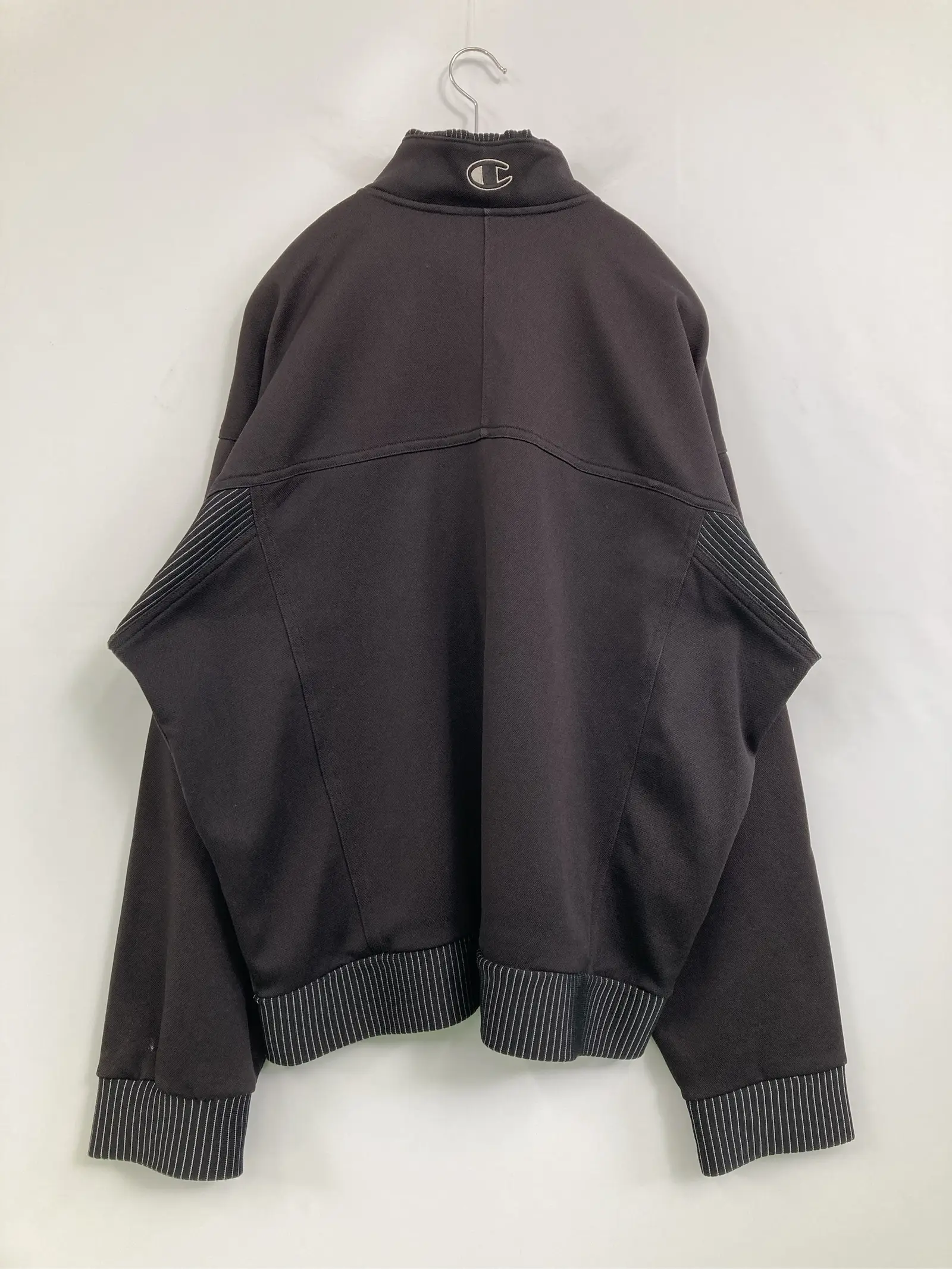 https://r2-worker.digdig.jp/product/9de70e3b-0053-4fa4-9e82-2e8b47afbd6d/739afaff-3ab7-4d2e-98f5-04ffede831cb
