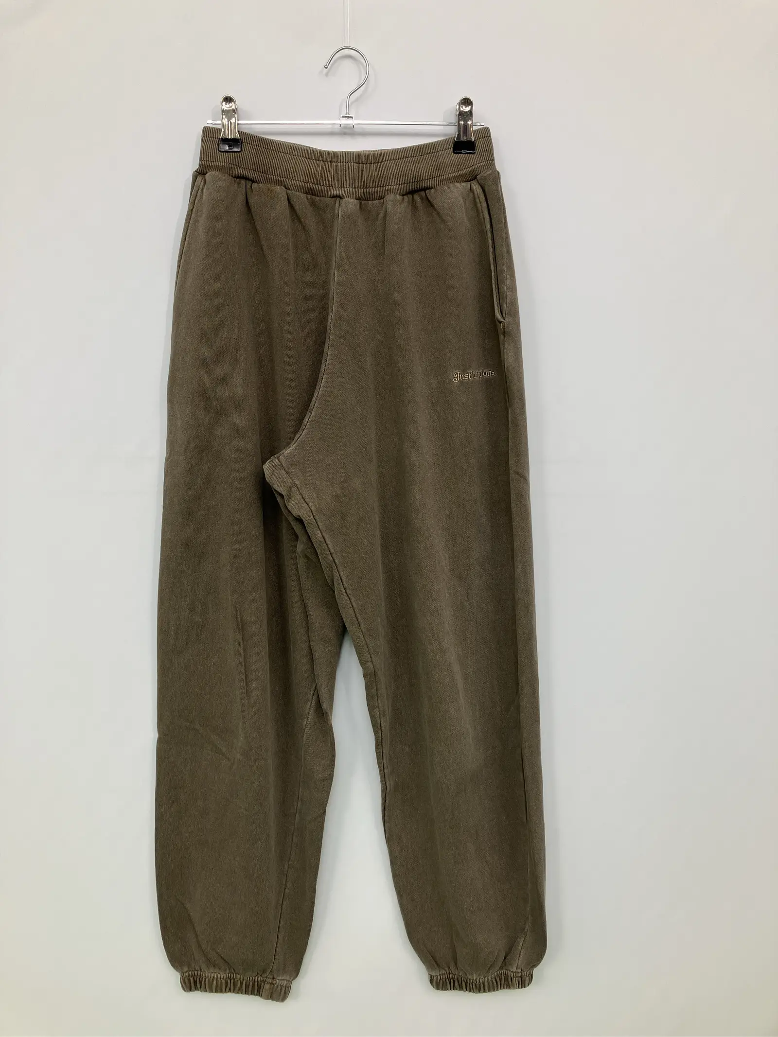 https://r2-worker.digdig.jp/product/9e784712-569c-4f28-afbb-b16201c68325/52514bb7-d831-4fd2-b9ac-544392f6e807