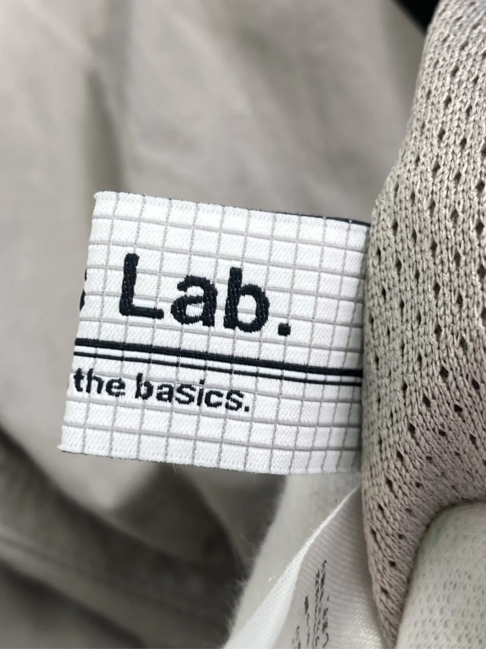 https://r2-worker.digdig.jp/product/9eea7f5f-2ca9-49b9-851e-ff76fb114c49/abc9427c-f565-41f7-84f8-8866dc247e35