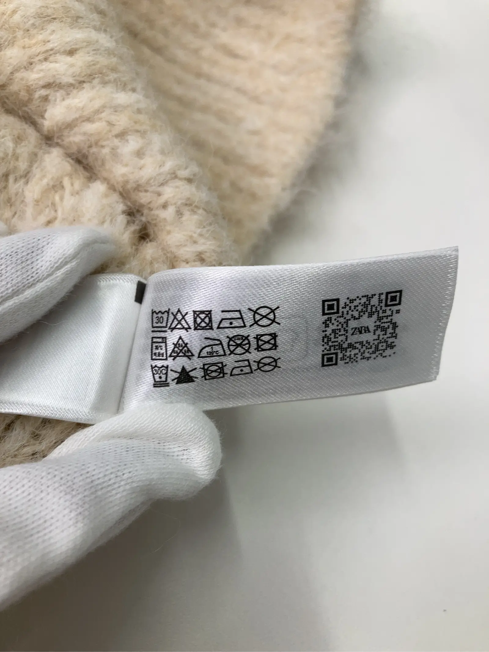 https://r2-worker.digdig.jp/product/9f058d27-fc0d-4254-82d1-e27d04ae1fdf/0cf51115-f2b2-4f1d-b58f-4ac32f7e4143