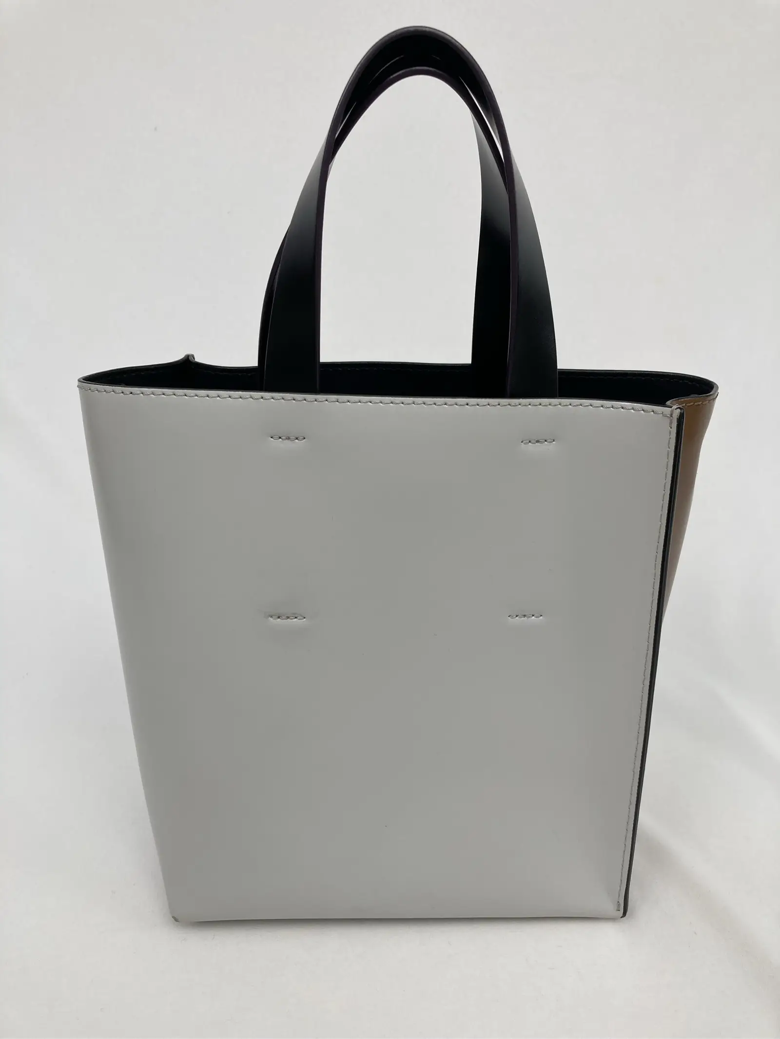https://r2-worker.digdig.jp/product/9f405c2c-38ed-4ff7-b75d-a5076dc0f4e8/44d8b874-44eb-4735-a4fa-58c595491909