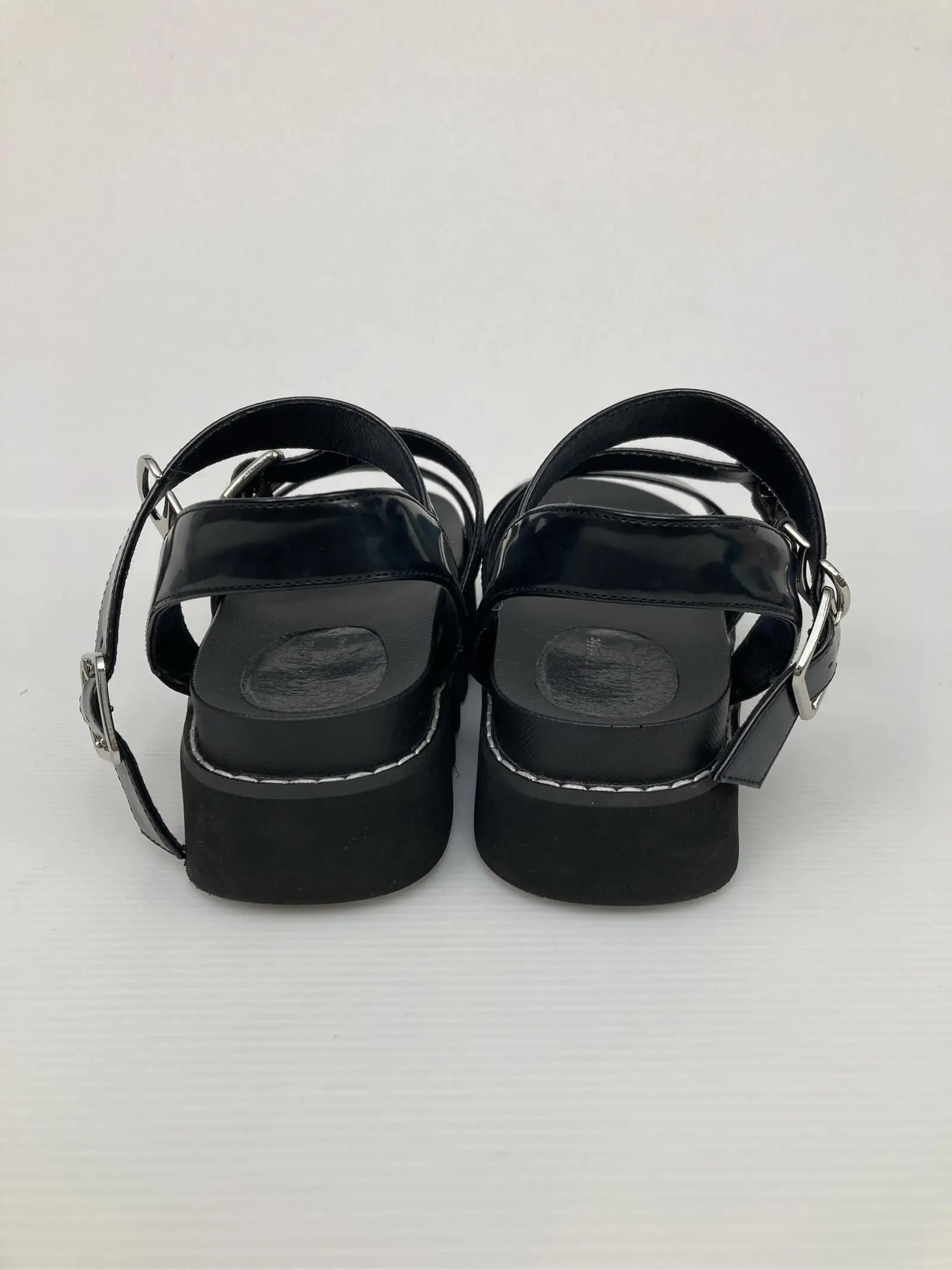 https://r2-worker.digdig.jp/product/9fb7f7d5-4d1d-4719-a9a5-20a46c01e1a2/4112fabf-3618-4dd8-880f-614da23f0284
