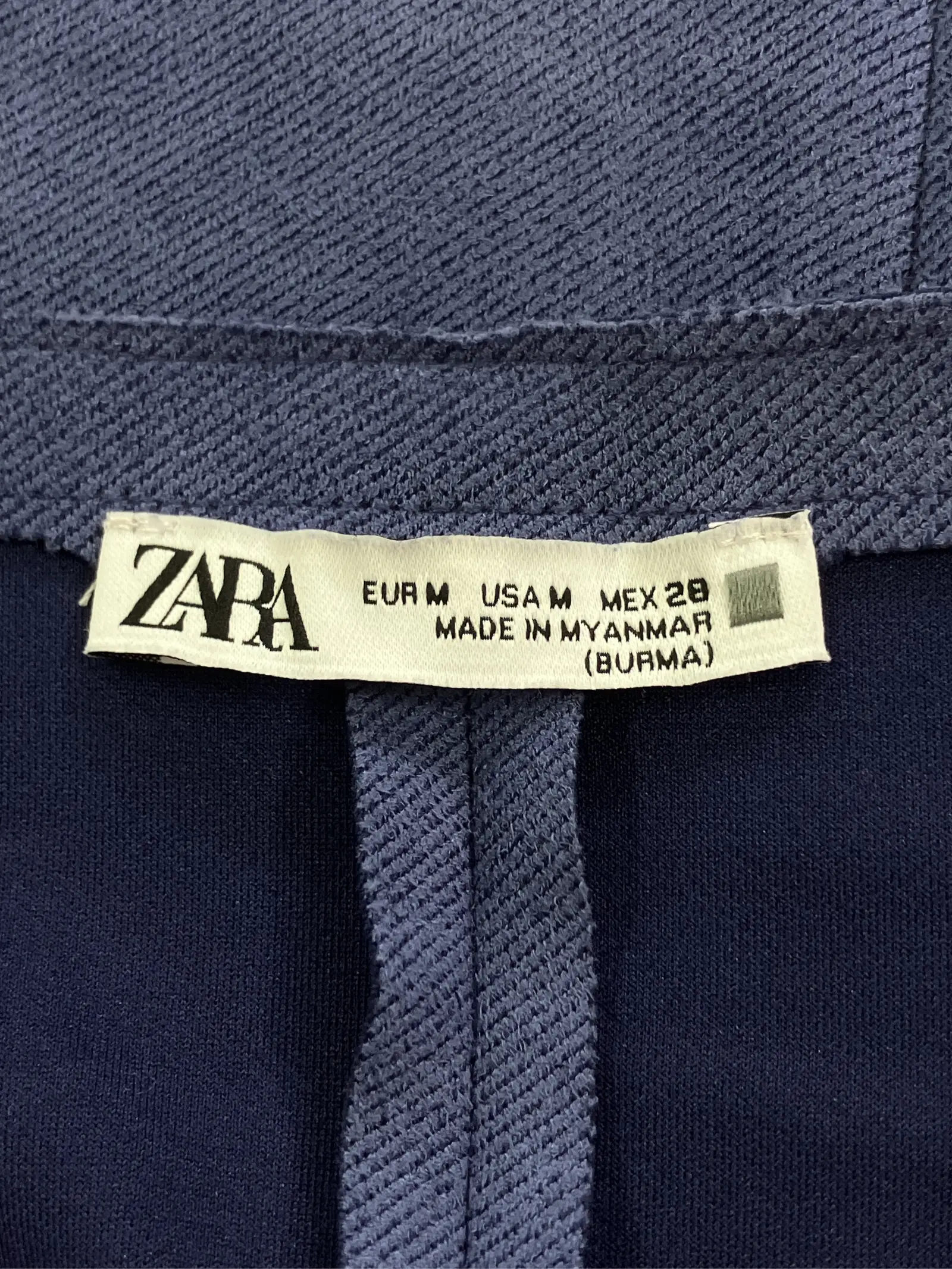 https://r2-worker.digdig.jp/product/a04a9fd6-c50e-4aa4-9cf2-73e3e4654a83/5b1b81e2-9dc5-476c-be01-74b89669841b