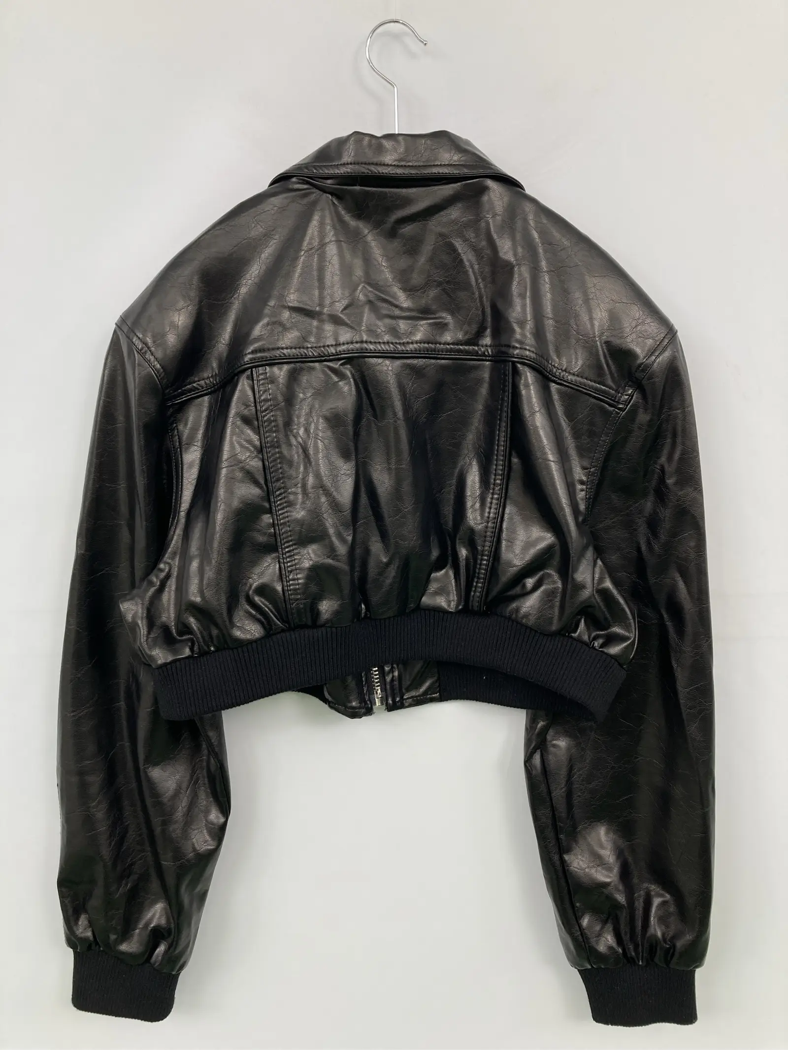 https://r2-worker.digdig.jp/product/a0627ddd-5fcf-48a5-b65d-12b93a5a9fee/0c54b56b-2aa7-46ff-8ef5-092045f19329