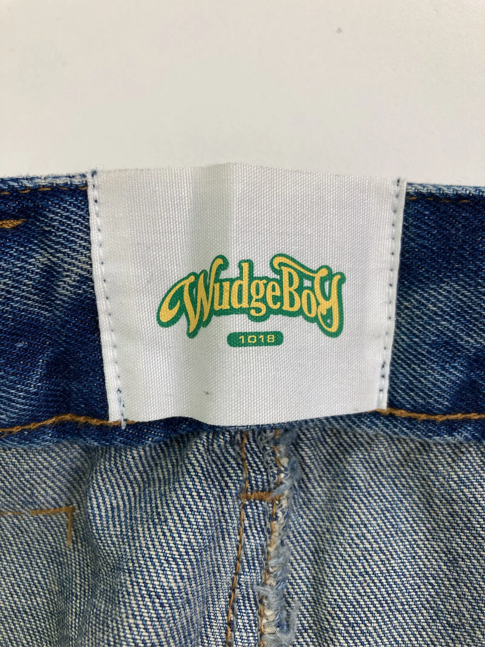 https://r2-worker.digdig.jp/product/a06af6d2-4b38-430d-9275-e2966ed34432/9f61f8e1-9da1-4634-b160-b6dece4470ee