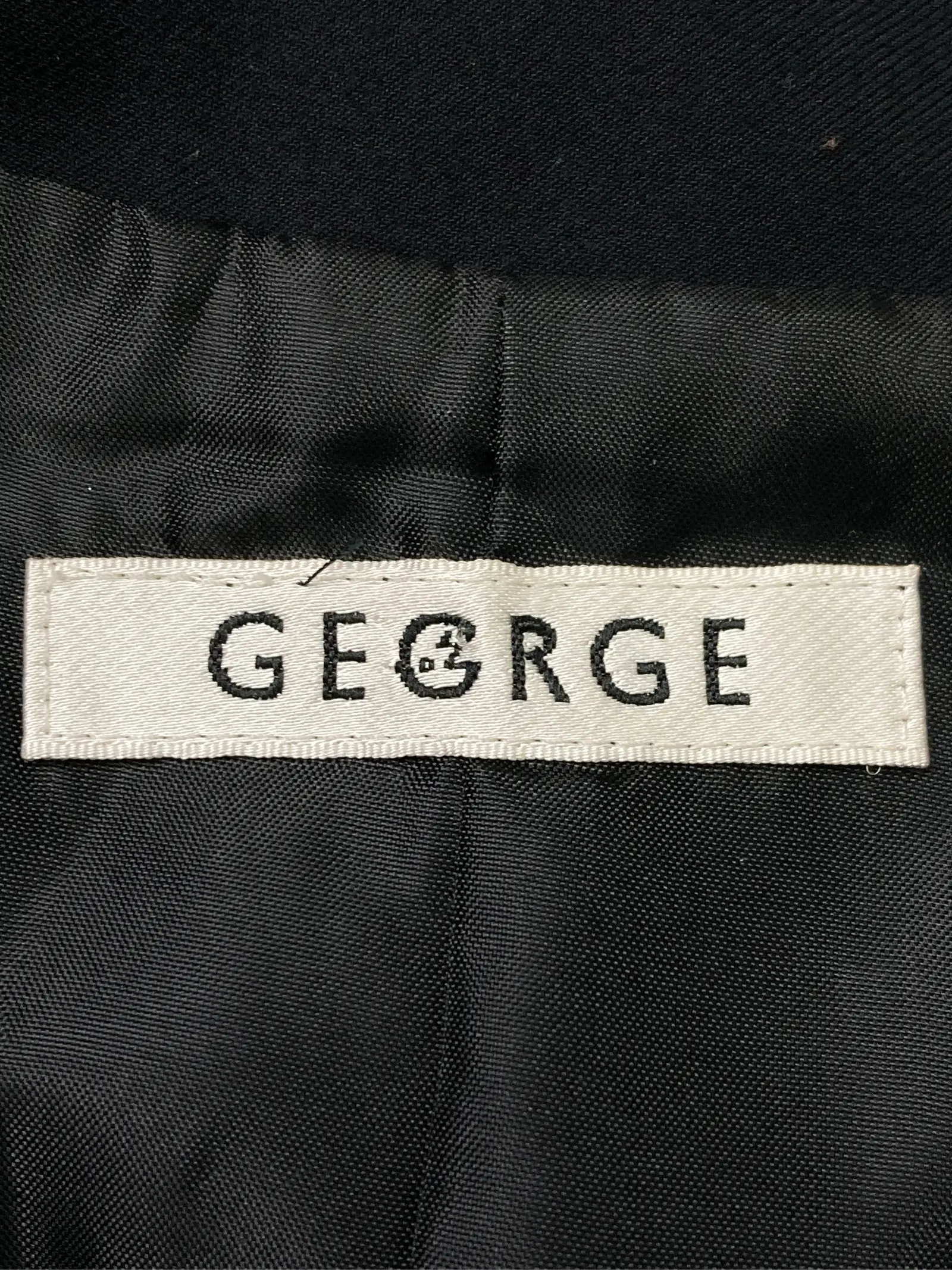https://r2-worker.digdig.jp/product/a082a311-98d2-4f49-af3e-208b7719f557/51c23436-e900-4940-81ac-d22dce797bd9