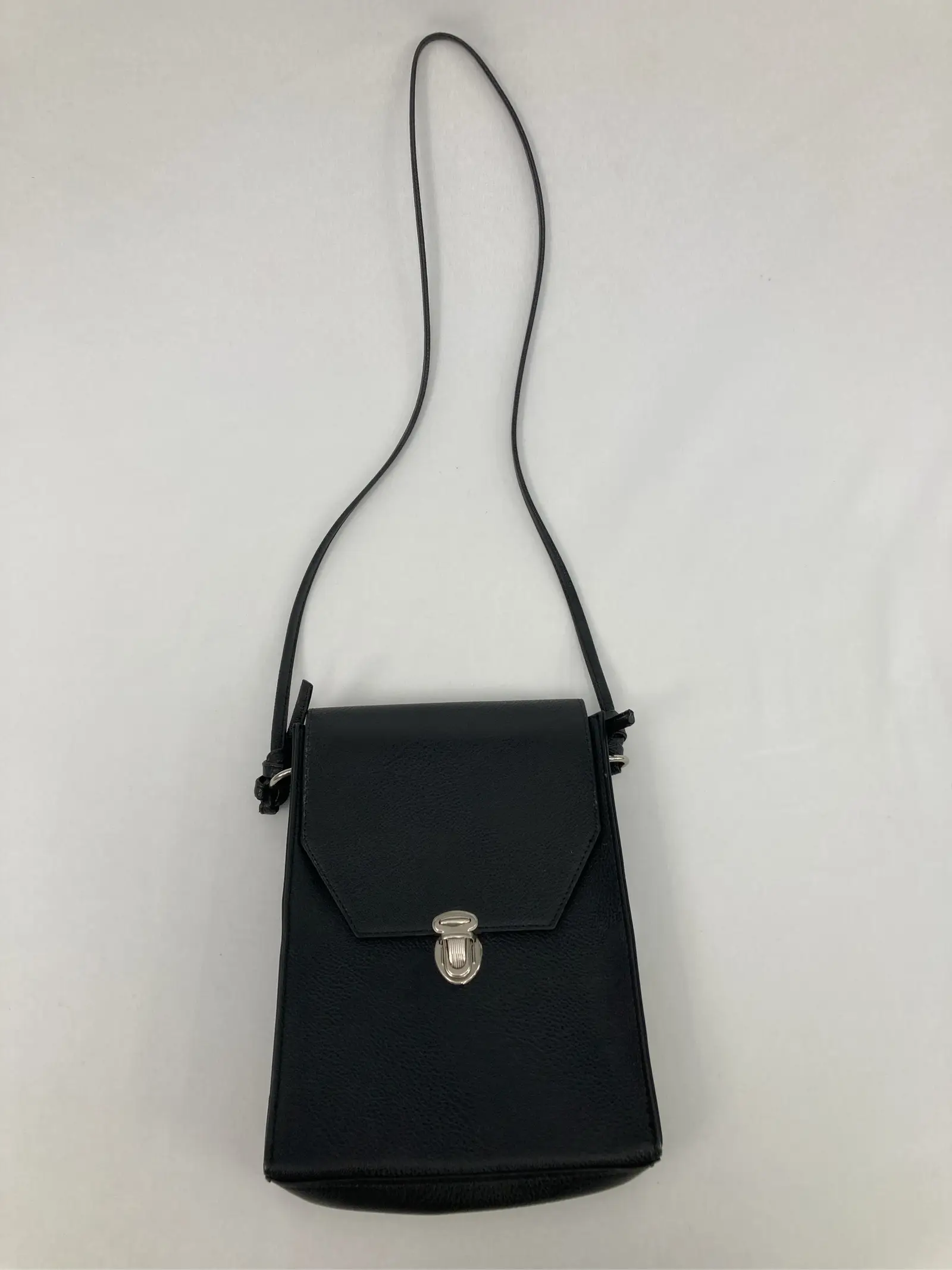 https://r2-worker.digdig.jp/product/a0e11749-5556-4936-b2f6-69fda2020673/19f35579-664f-4cb5-888e-9b39eeff86c9