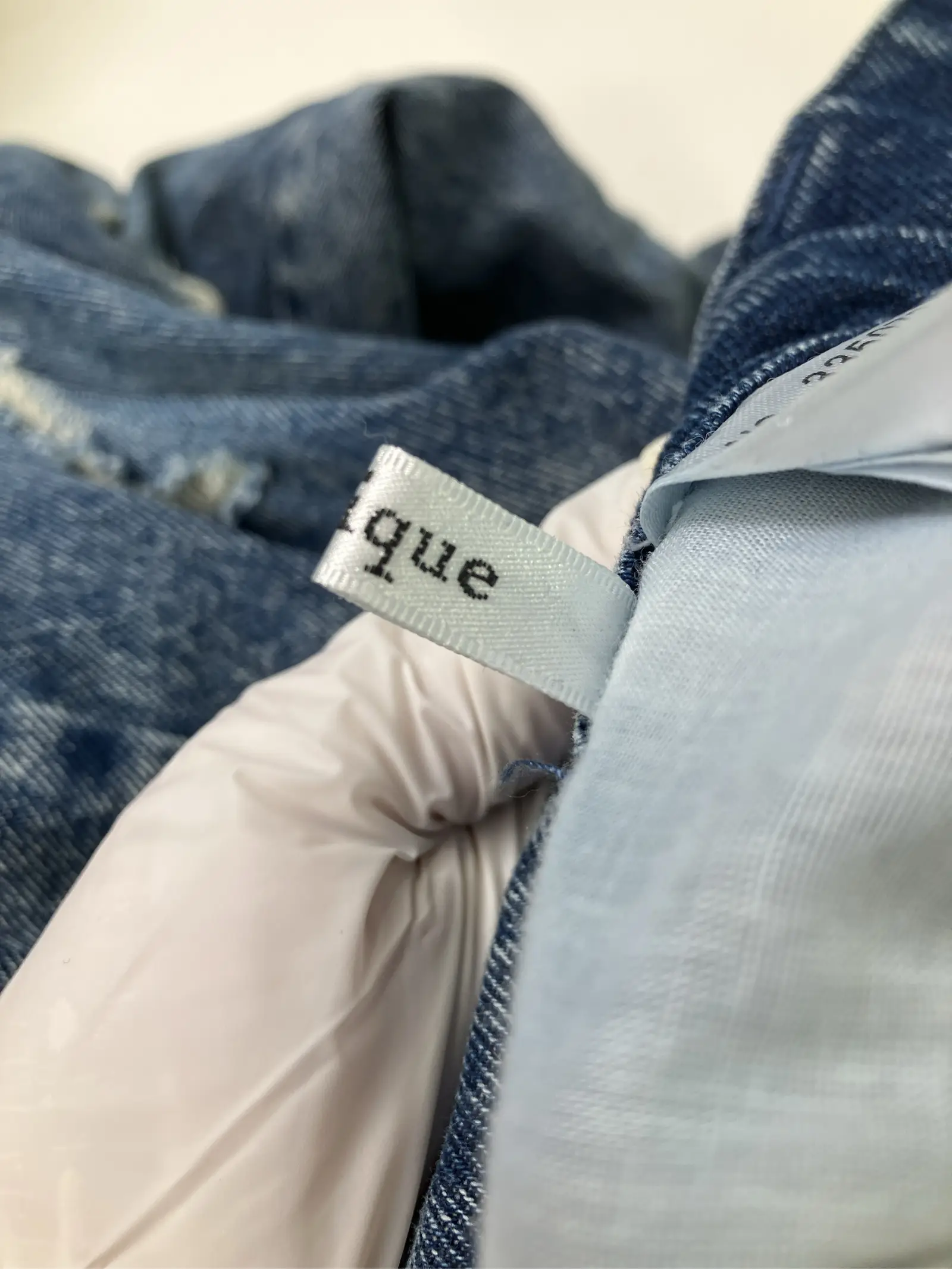 https://r2-worker.digdig.jp/product/a10a2daf-318c-4a45-90ee-653b990f5fb8/c23bdfc4-63dc-43ff-a8db-70684ad46af9