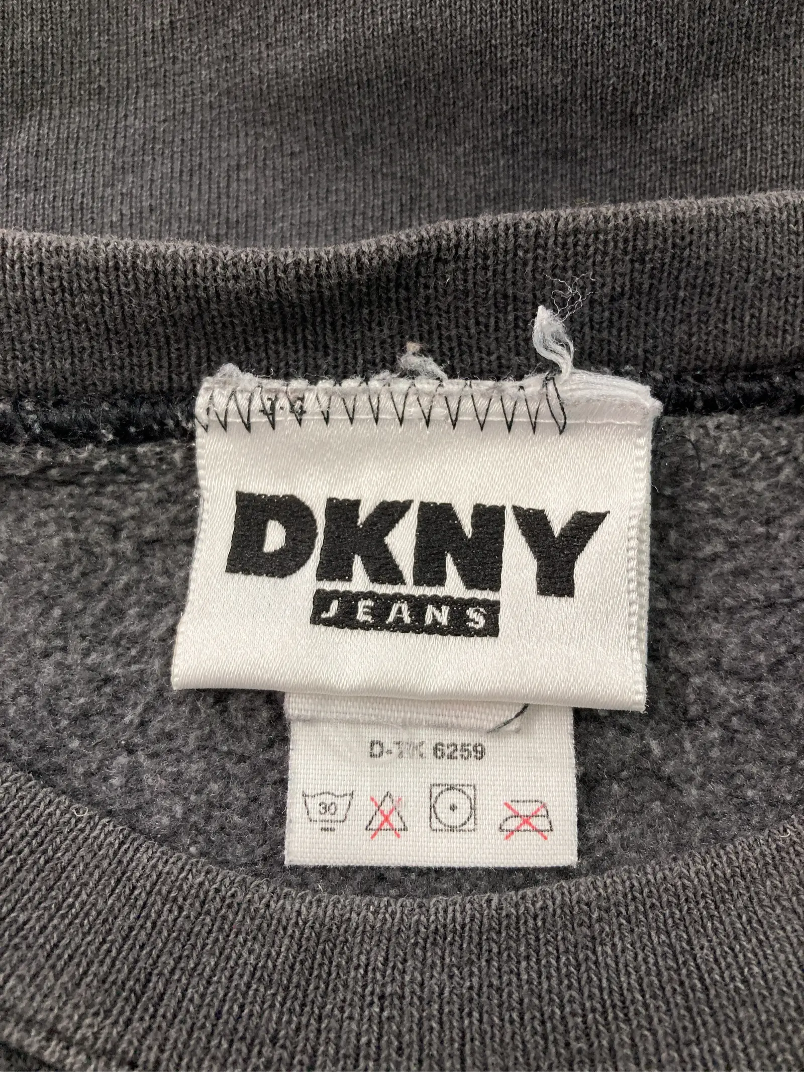 https://r2-worker.digdig.jp/product/a10a58cf-c9c1-4c12-af34-9dd3f02494f6/4232b653-ed10-4b9d-8367-914c85bf2903