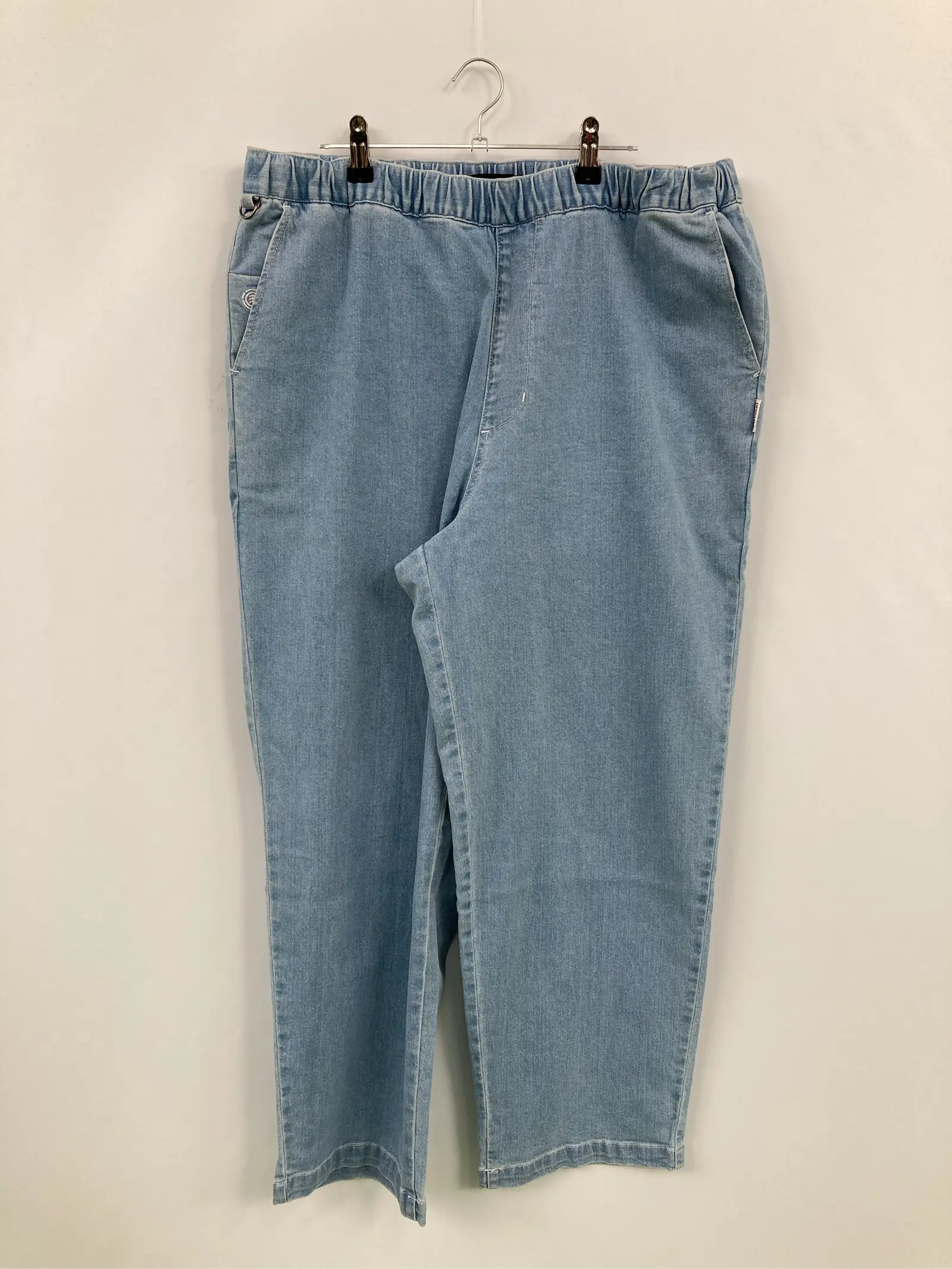 https://r2-worker.digdig.jp/product/a10d805b-4ea1-457a-a62a-54e21e164dd1/040035d3-e457-4335-a296-305612c88581
