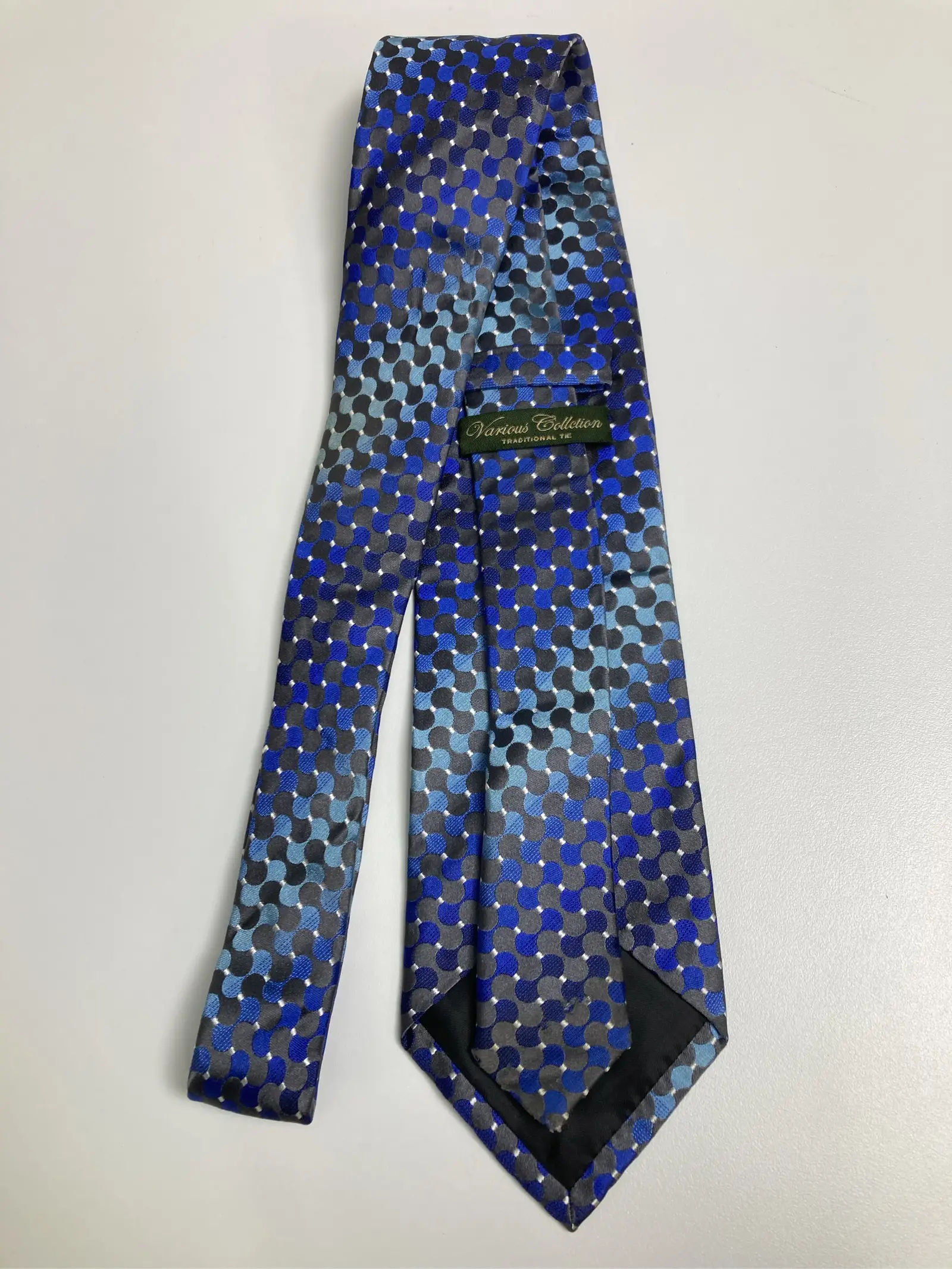 https://r2-worker.digdig.jp/product/a12d6b87-e3f7-4b85-a67f-63c4f943702c/ee129384-f81f-42f2-8bb0-bef44c219cd3