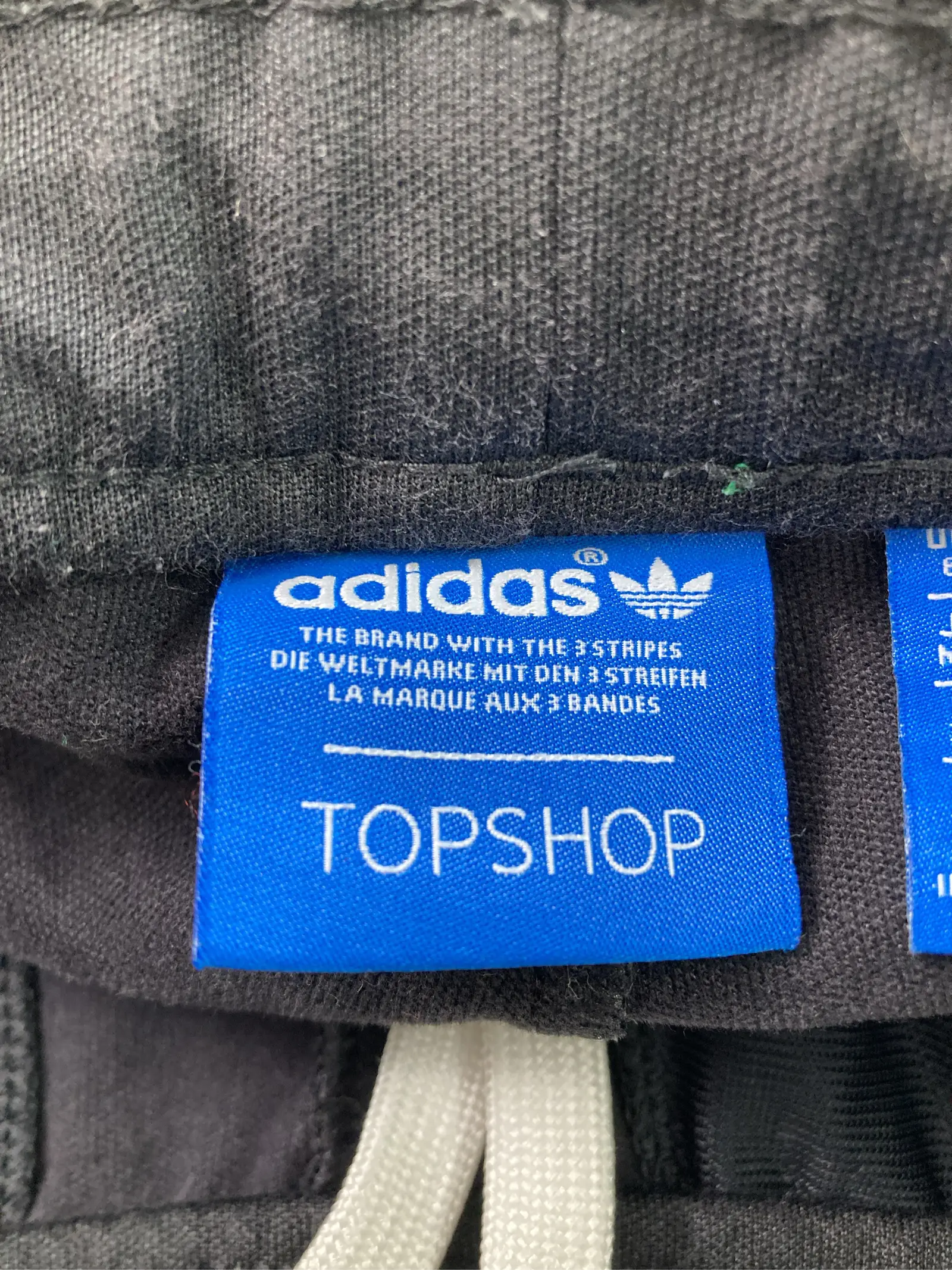 https://r2-worker.digdig.jp/product/a130ad51-97d0-40a2-b65e-c4f9a2d24aad/8b7f9260-5afb-40d2-8485-3cba3b6f6ef7