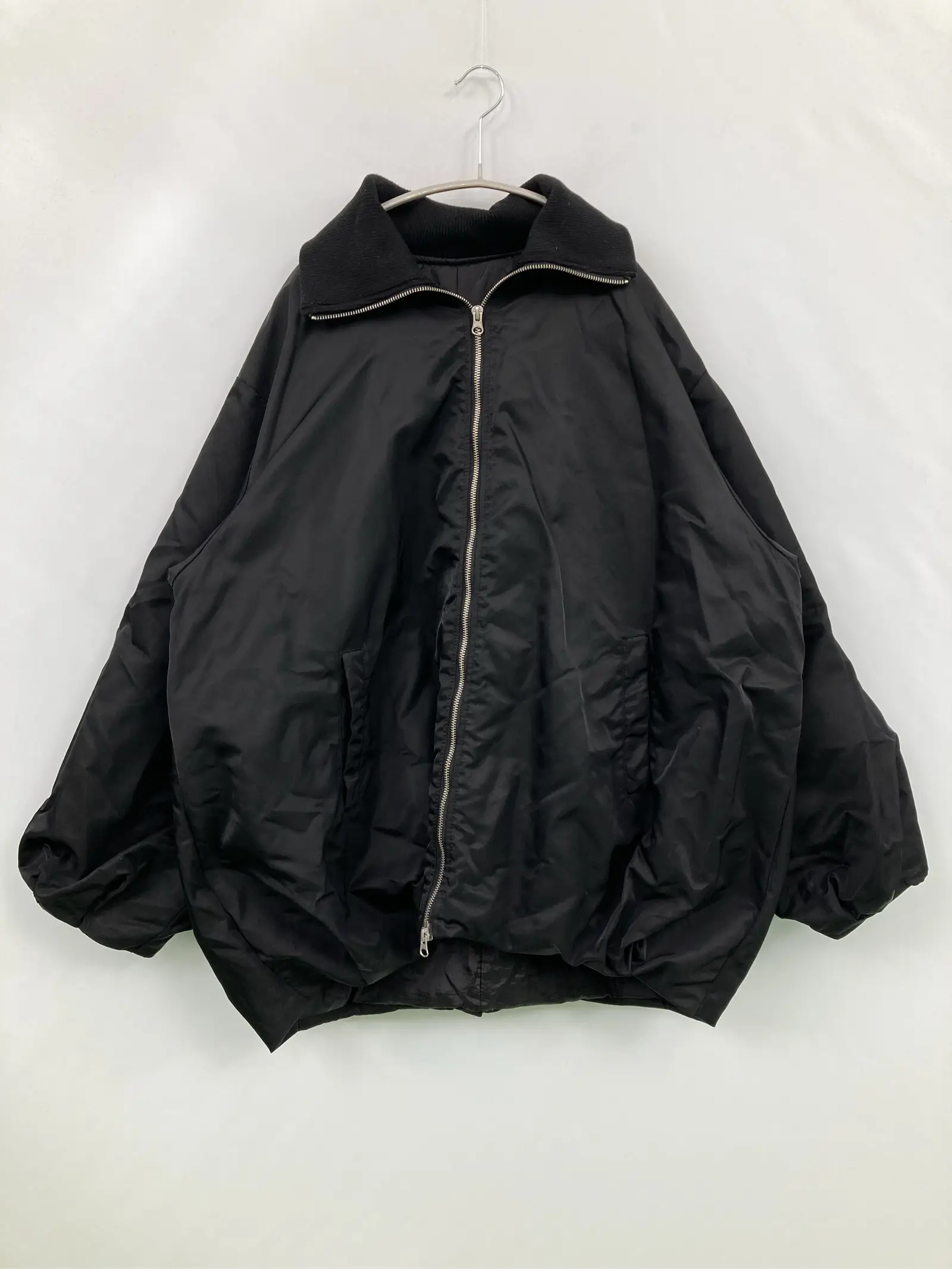https://r2-worker.digdig.jp/product/a136f259-7c3e-45da-a4ac-1c219f09ba73/93515f33-7cad-4f37-8e4e-9393d79e38e5