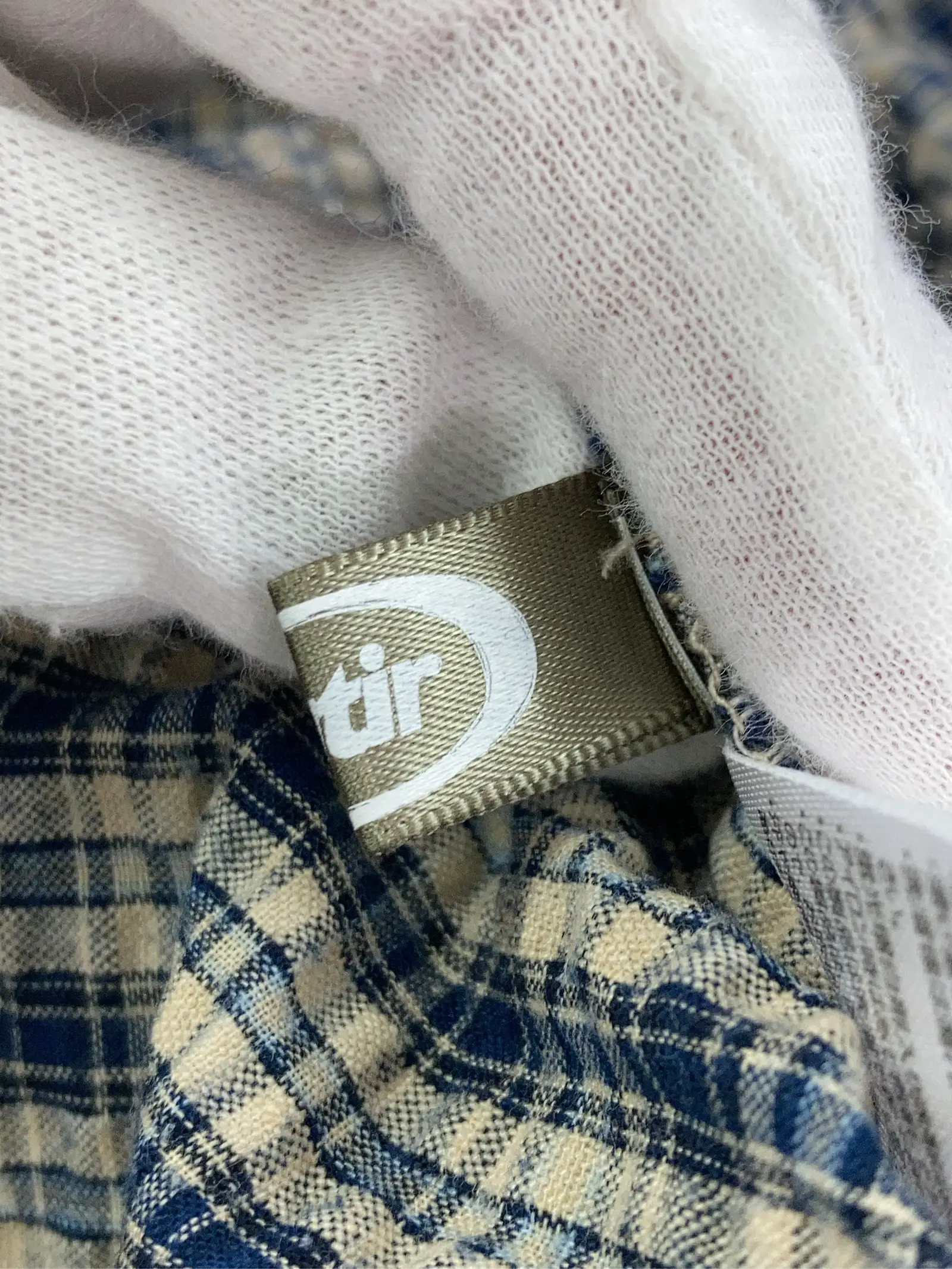 https://r2-worker.digdig.jp/product/a141960c-cc3f-4ff2-bbc4-0367f2dd8b0b/7033853c-b30a-4c8d-bc1d-c018f6afd3f4