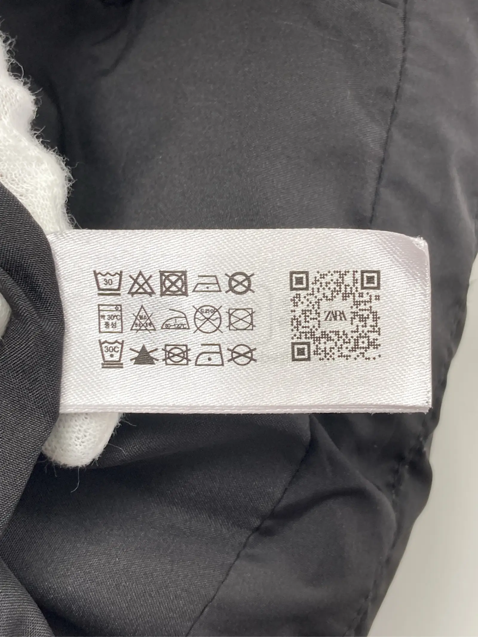 https://r2-worker.digdig.jp/product/a16b0c6a-3cc9-41db-a2f3-33490a9353cc/4891d98e-b44a-4377-9ded-7516d149dc0b