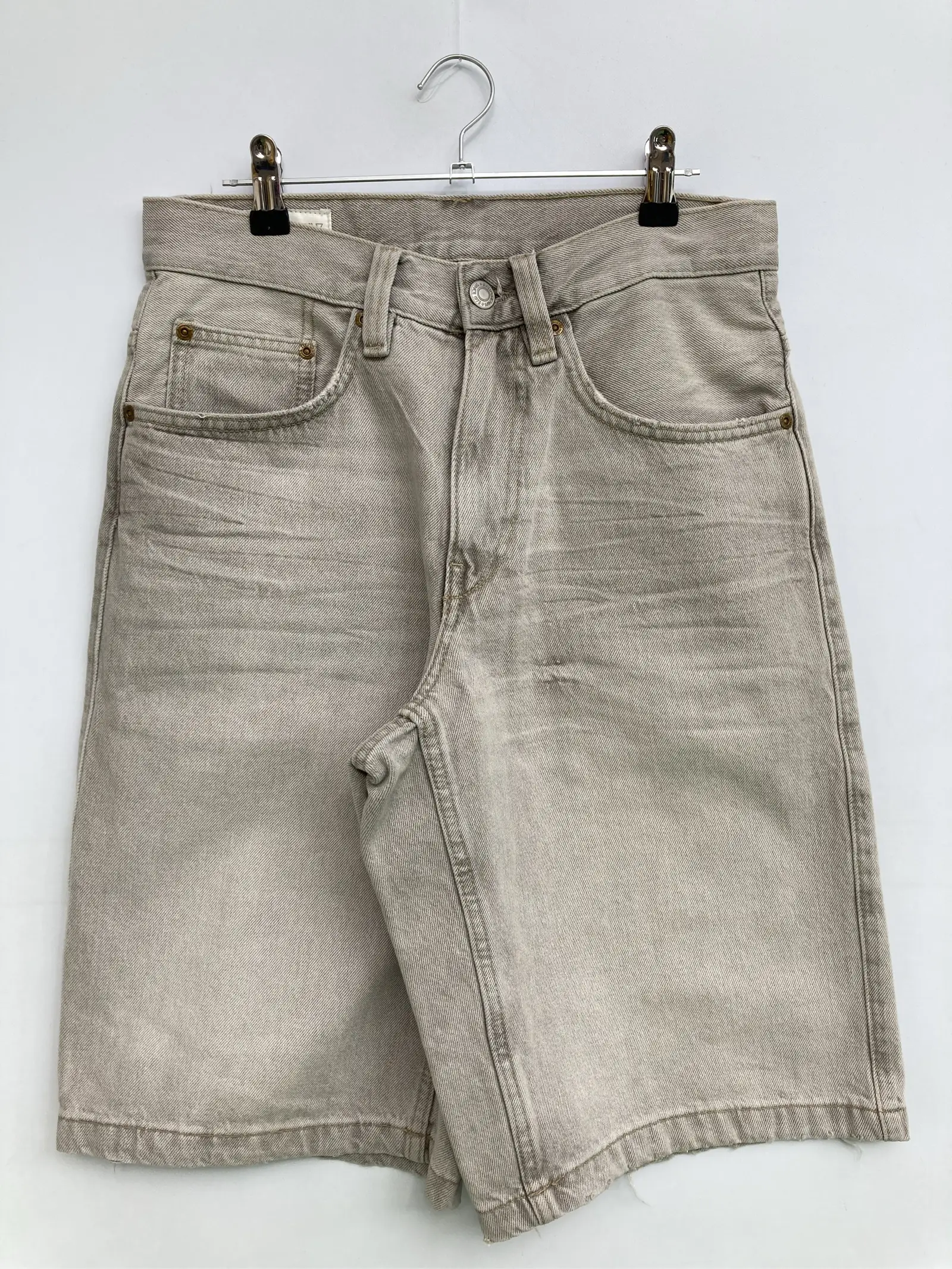 https://r2-worker.digdig.jp/product/a19f4f62-4873-4b7d-814d-1cf5447874ae/9f75ff30-2bd1-428e-a1ae-e39177cc81eb