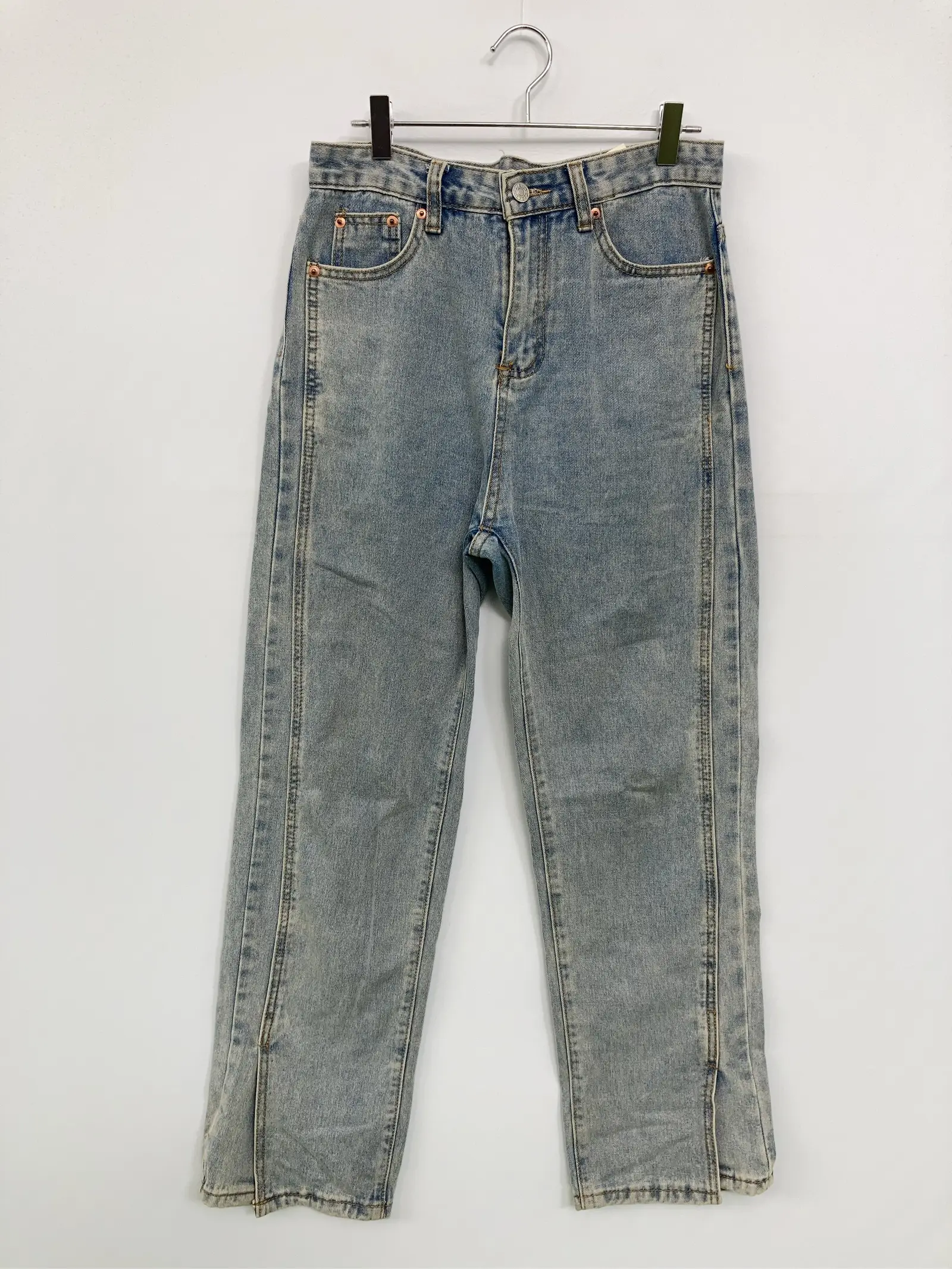 https://r2-worker.digdig.jp/product/a1f61d6a-d1b5-432d-9579-6cb0ffce1ab2/73db9cee-08fa-458e-932a-9bdbc9afcd76