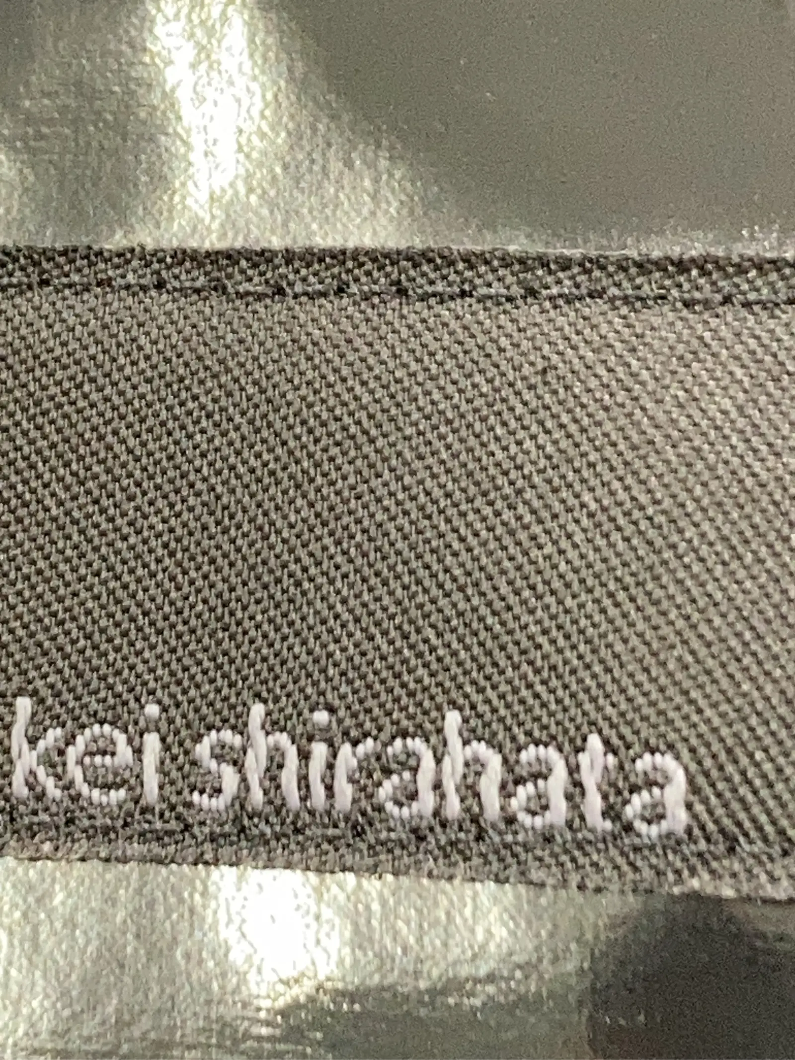 https://r2-worker.digdig.jp/product/a206041c-cd5c-4241-95c6-af4367e95957/be72b7ae-0143-4544-a131-6bd5d1d883d2
