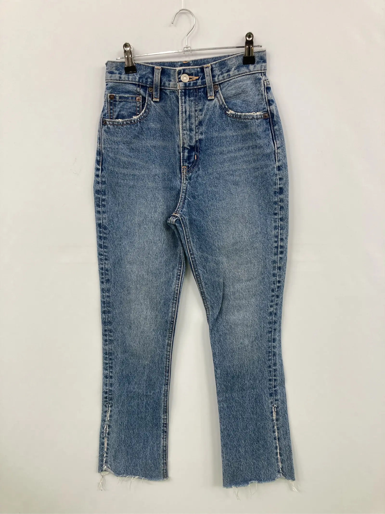 https://r2-worker.digdig.jp/product/a23d1f9b-46f9-43f8-afca-4baf1ad0d7a2/bee2df00-64b0-4de8-992e-98345a0b609f