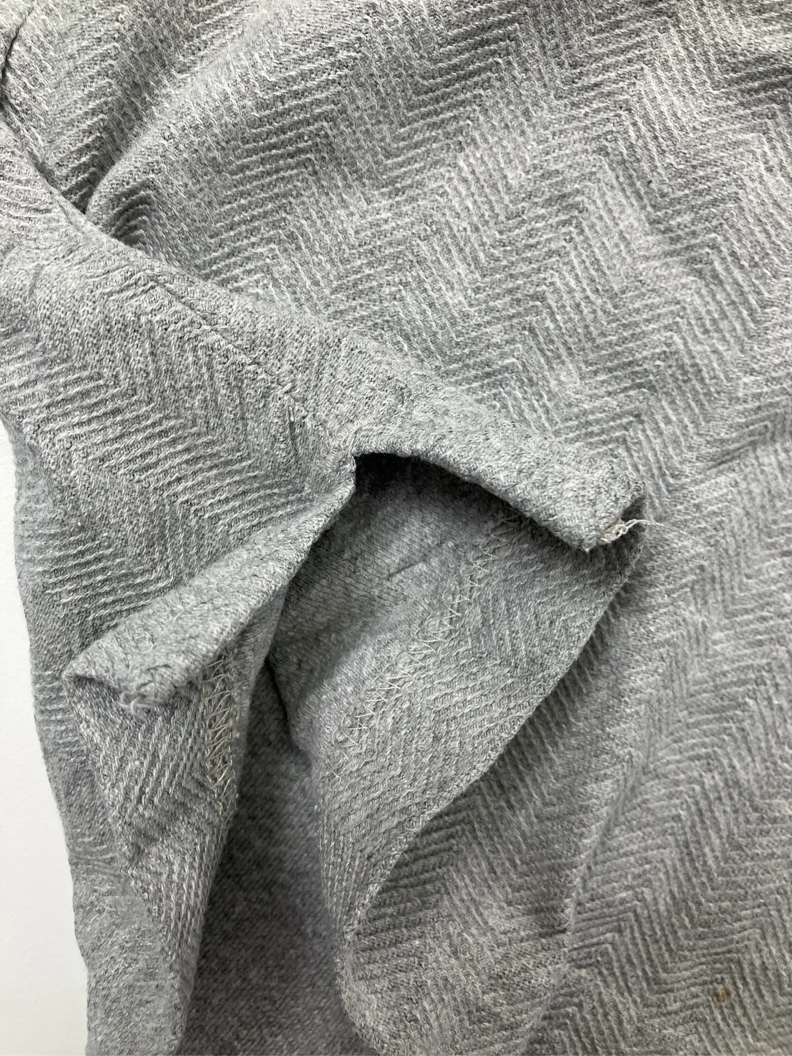 https://r2-worker.digdig.jp/product/a24d12fa-f95f-47bd-bc36-3d985dae0e46/723e6d05-f237-46ca-bfab-2717c599578b