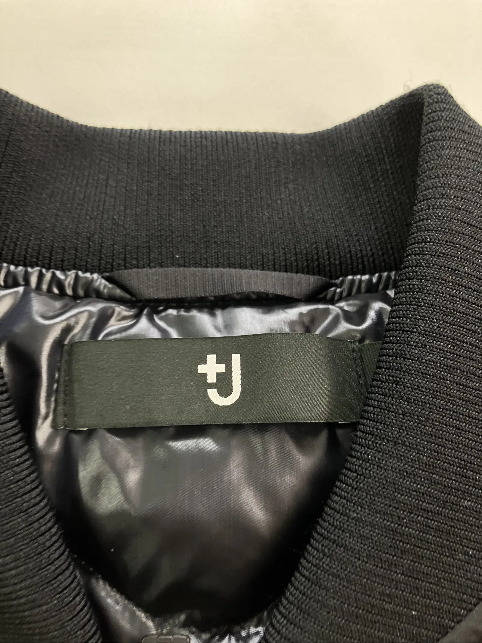 https://r2-worker.digdig.jp/product/a253cc1a-4a70-4677-9d78-0c6a1f9a4c62/c17b581f-cd31-4341-aa51-5e2d95544cf8