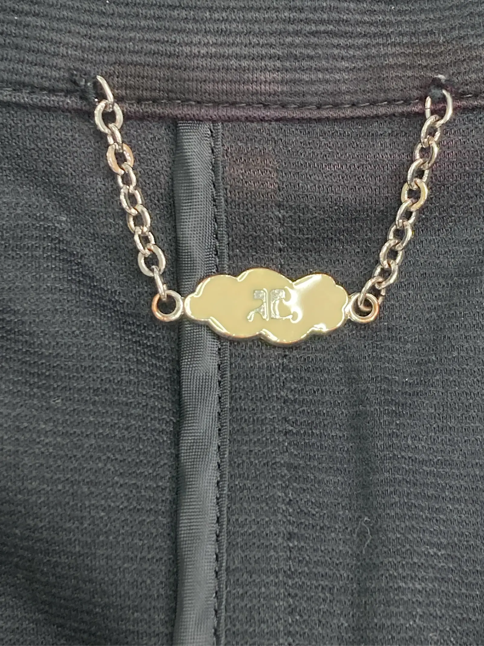 https://r2-worker.digdig.jp/product/a2728563-9128-4304-81e9-3e20de4c94d6/08890842-7642-432e-9090-6bbe333f0673