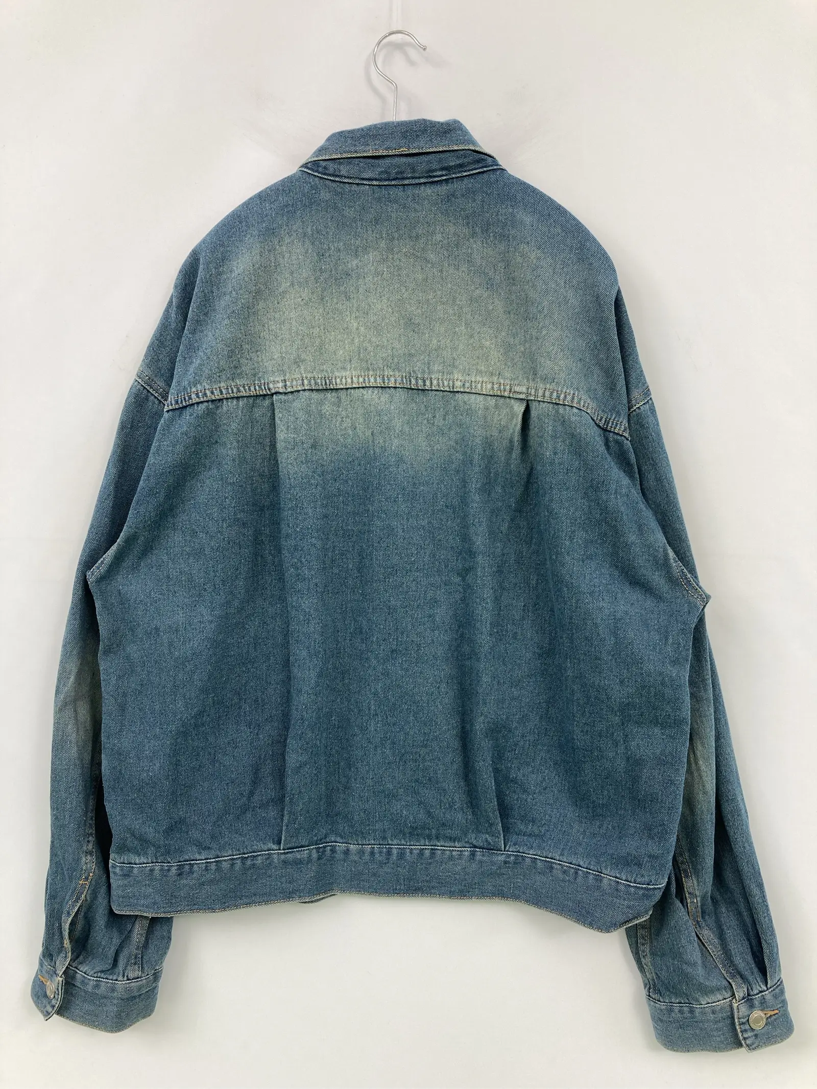 https://r2-worker.digdig.jp/product/a286745c-d395-4dd0-b87d-139307c12bc4/2723b13b-ee02-4450-a700-0a9554828530