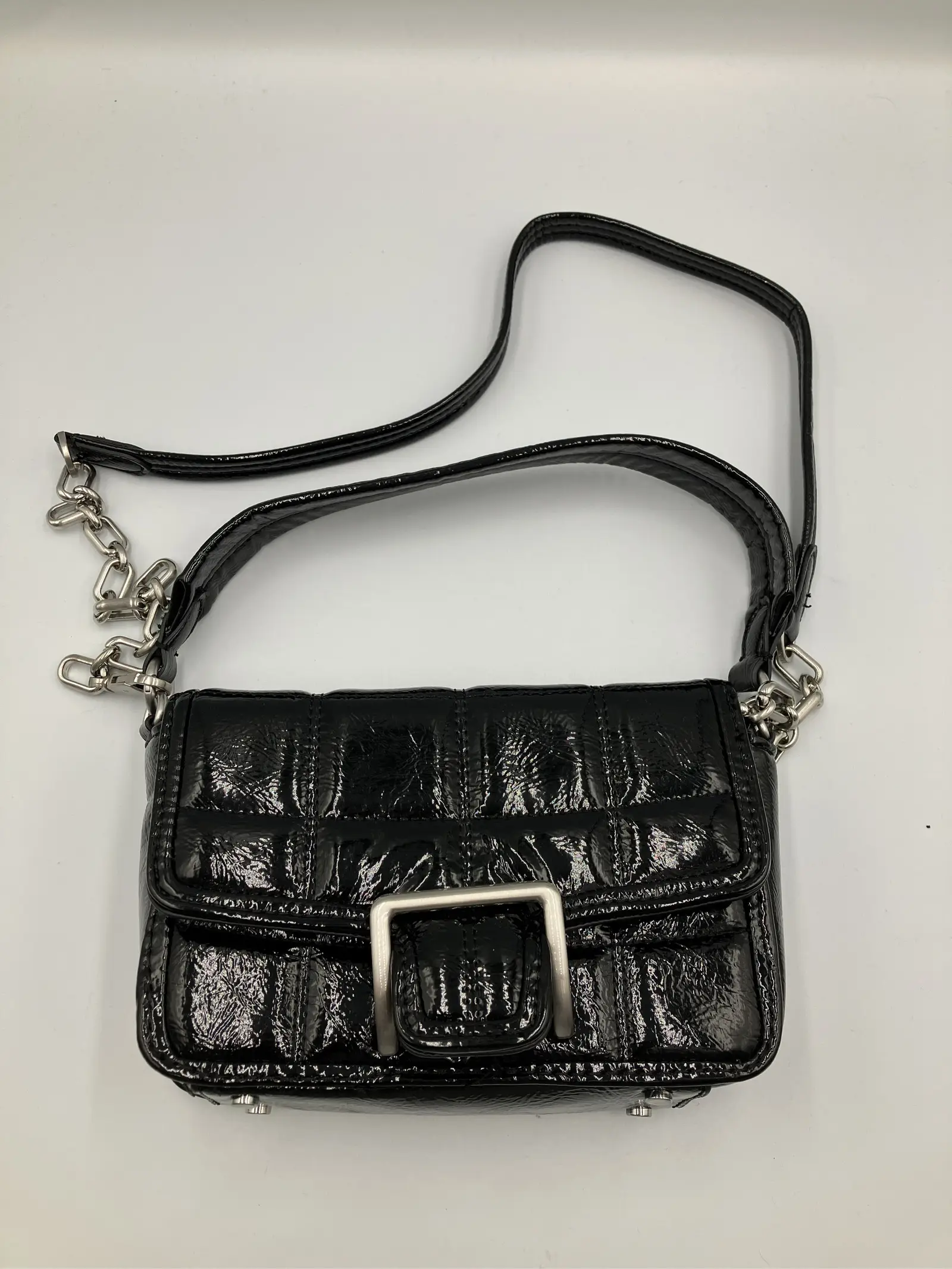 https://r2-worker.digdig.jp/product/a2bf86f4-6323-44de-a1c2-bc795043ba20/17eff9bf-8b4a-42d8-9bfb-a9c2ca5b7d74