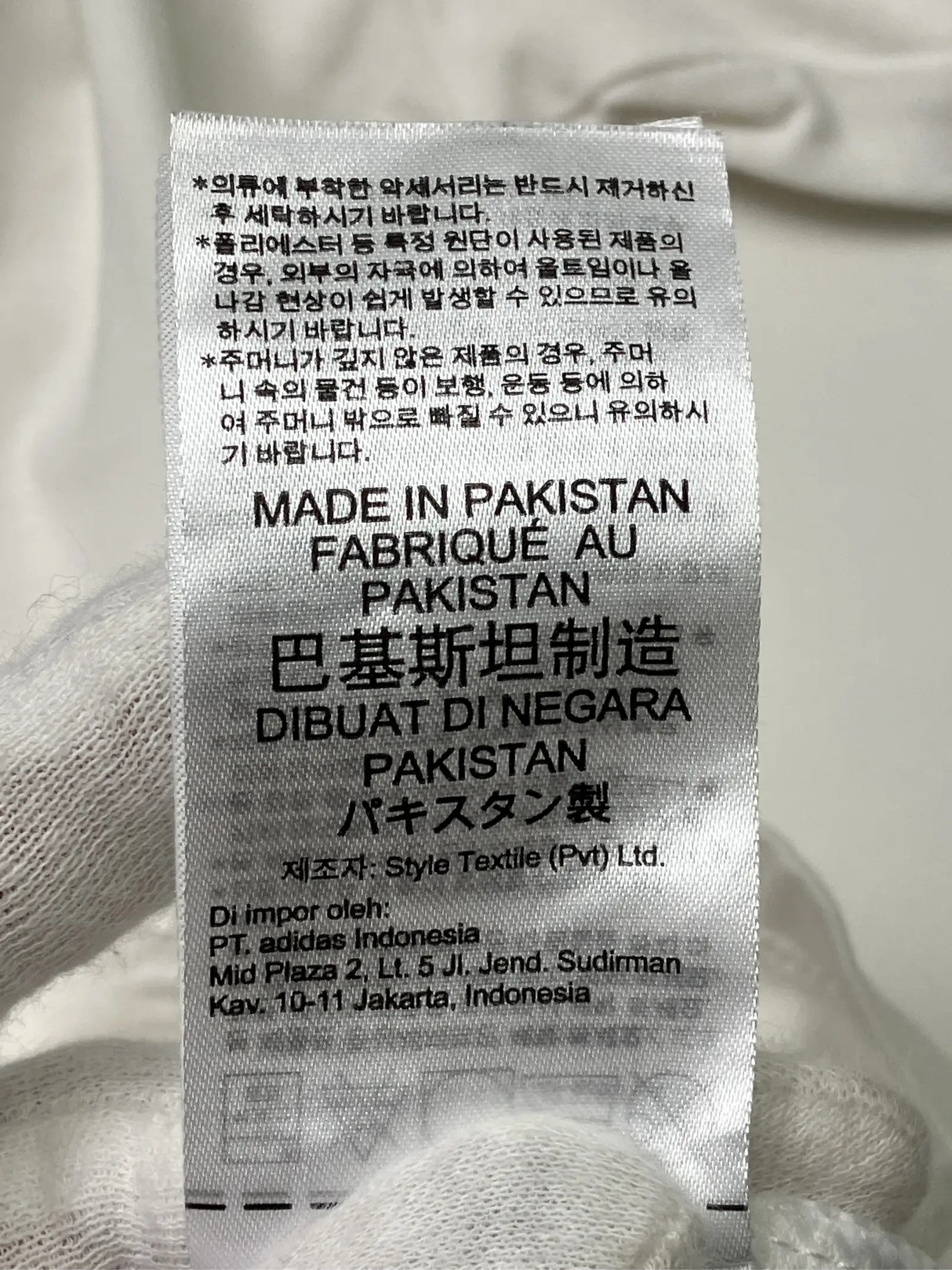 https://r2-worker.digdig.jp/product/a39f8655-c72e-4290-8e43-25f1294ade5e/4d73bad3-66be-4609-9b9a-cd4e7ee4a71a
