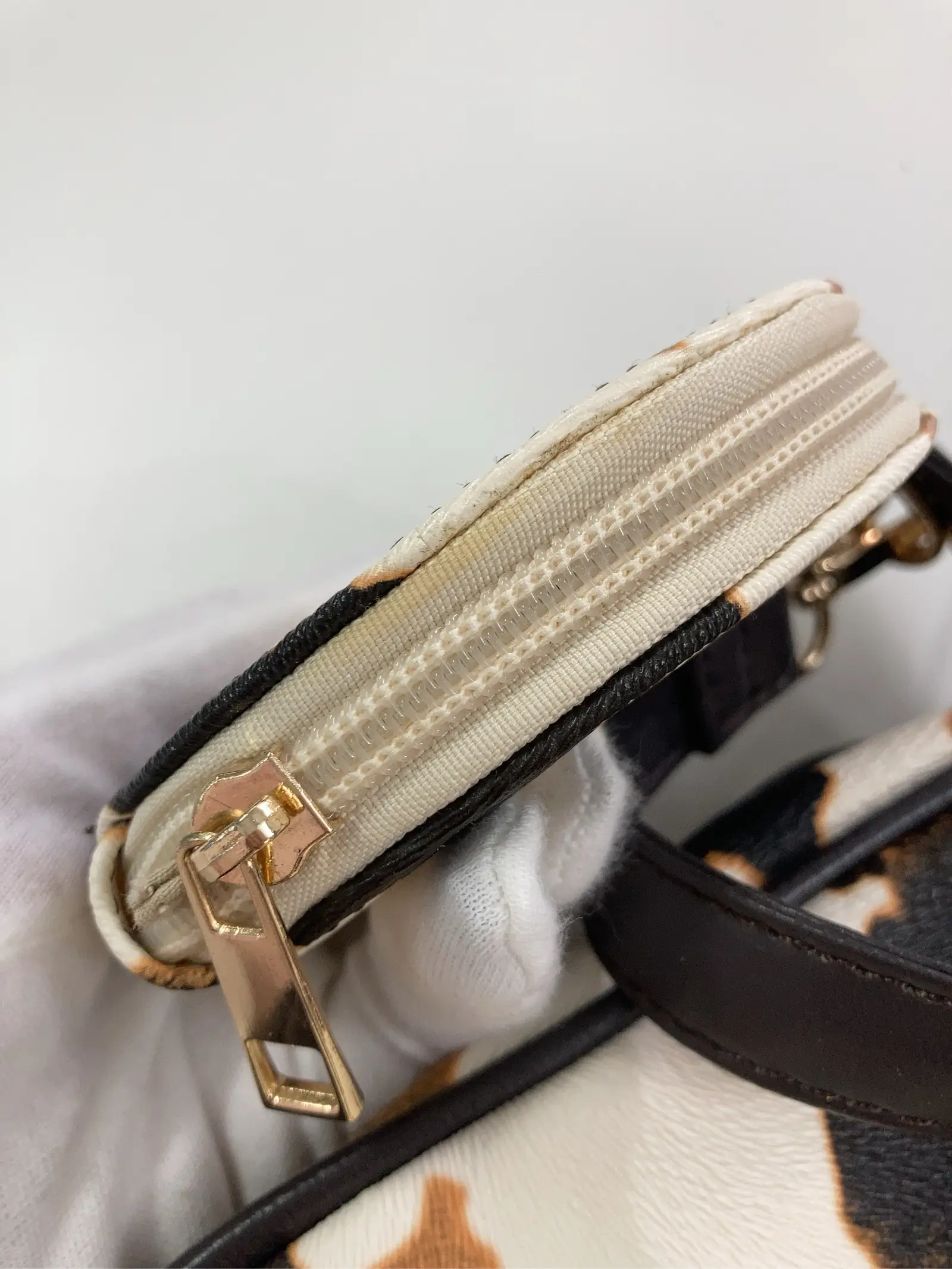 https://r2-worker.digdig.jp/product/a3c99d66-a257-43e8-9178-0713495f8c0f/0d183b8d-4b3a-4b60-beab-60749de13d2a